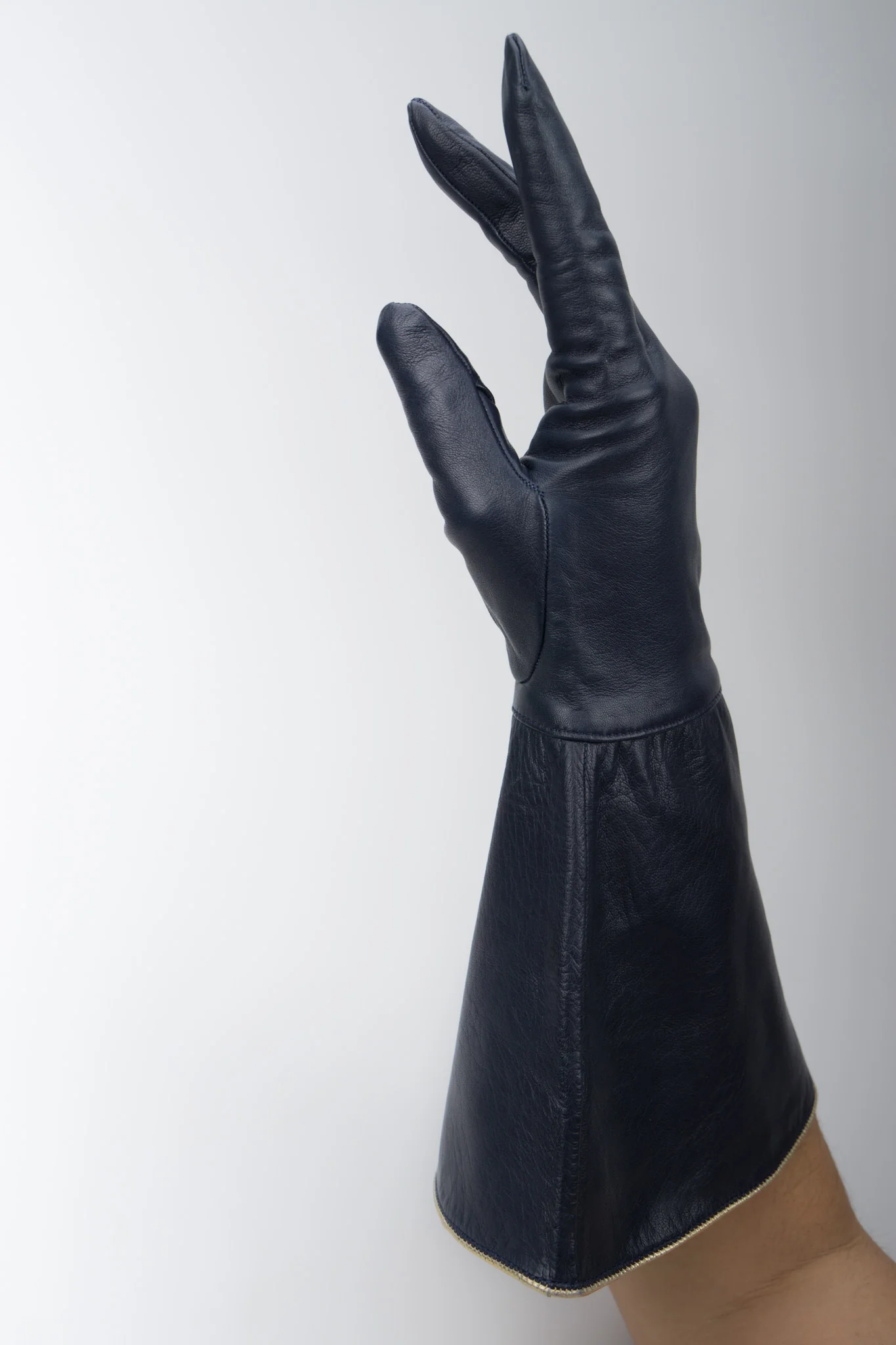 Lamé Cuffed Gauntlet Gloves - Image 12
