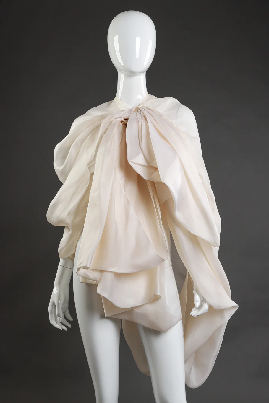 Laviallière Cocoon Cape