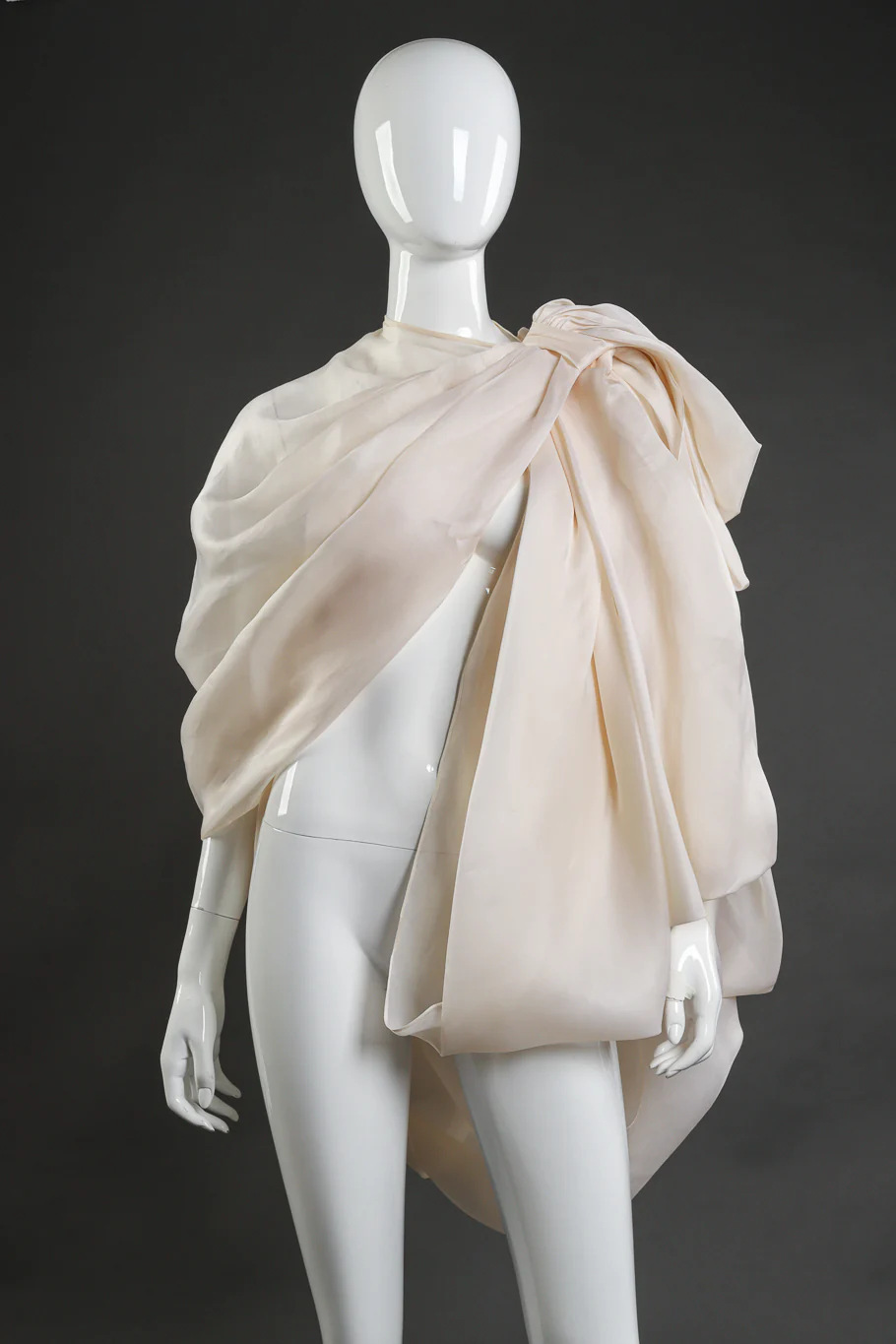 Laviallière Cocoon Cape - Image 2
