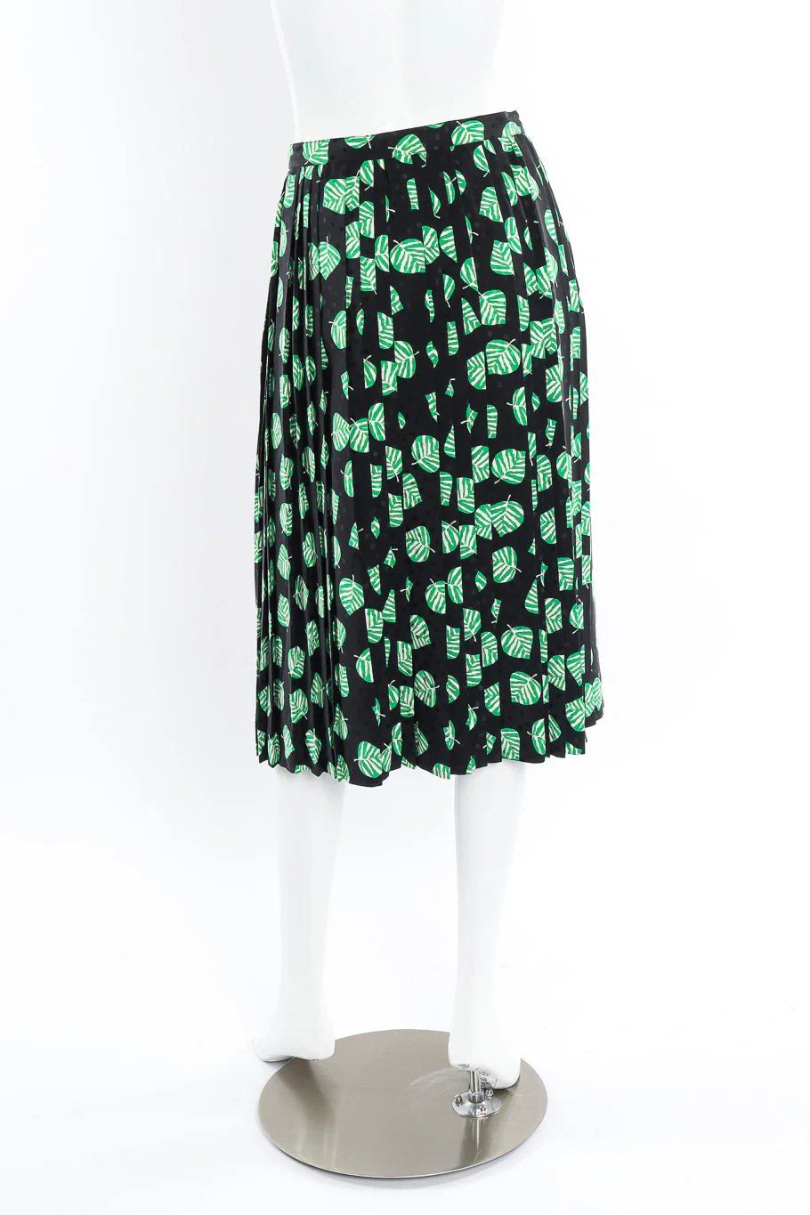 Leaf Print Pleated Skirt - Image 3