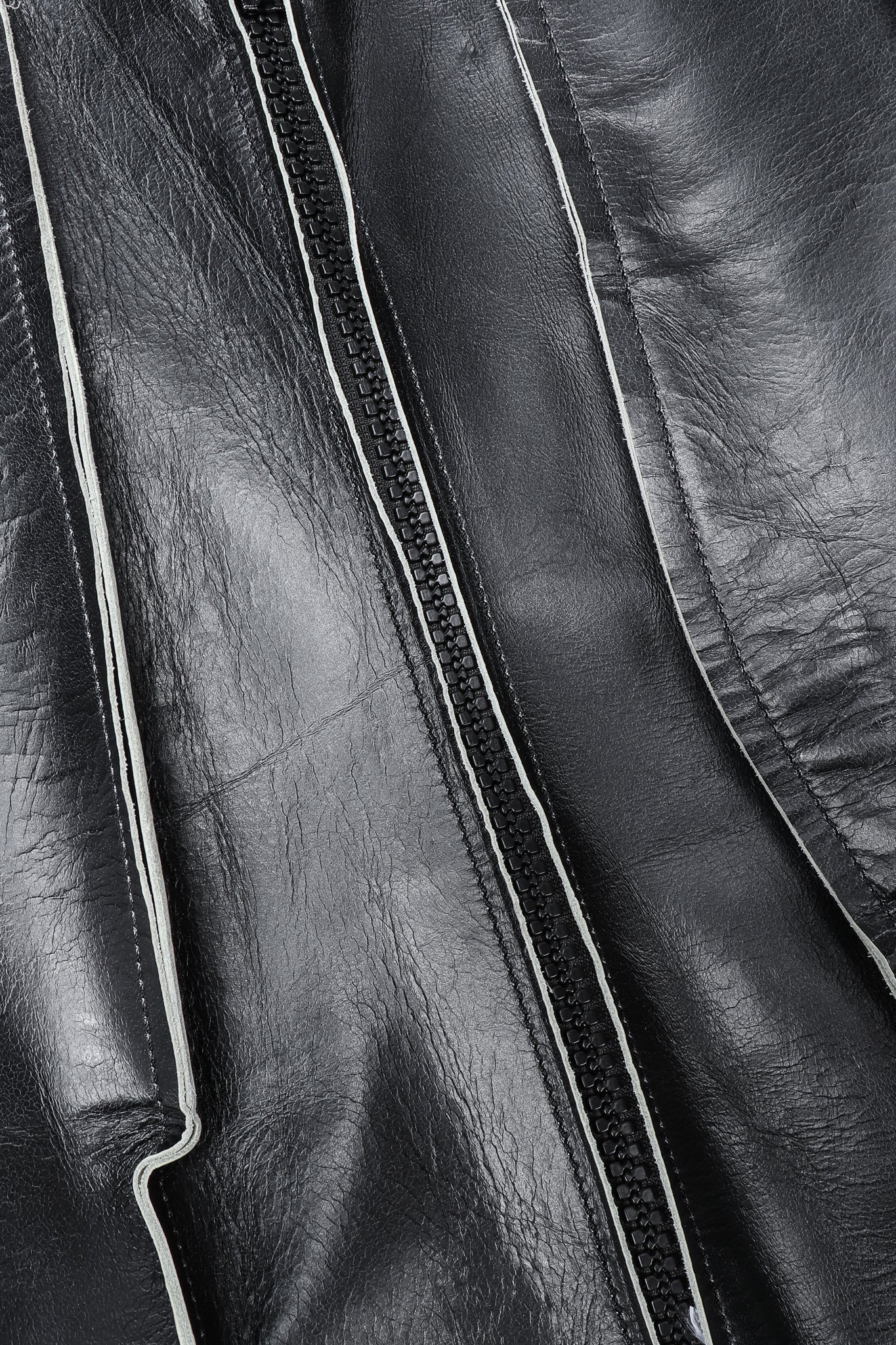Leather Flat Pattern Jacket - Image 10