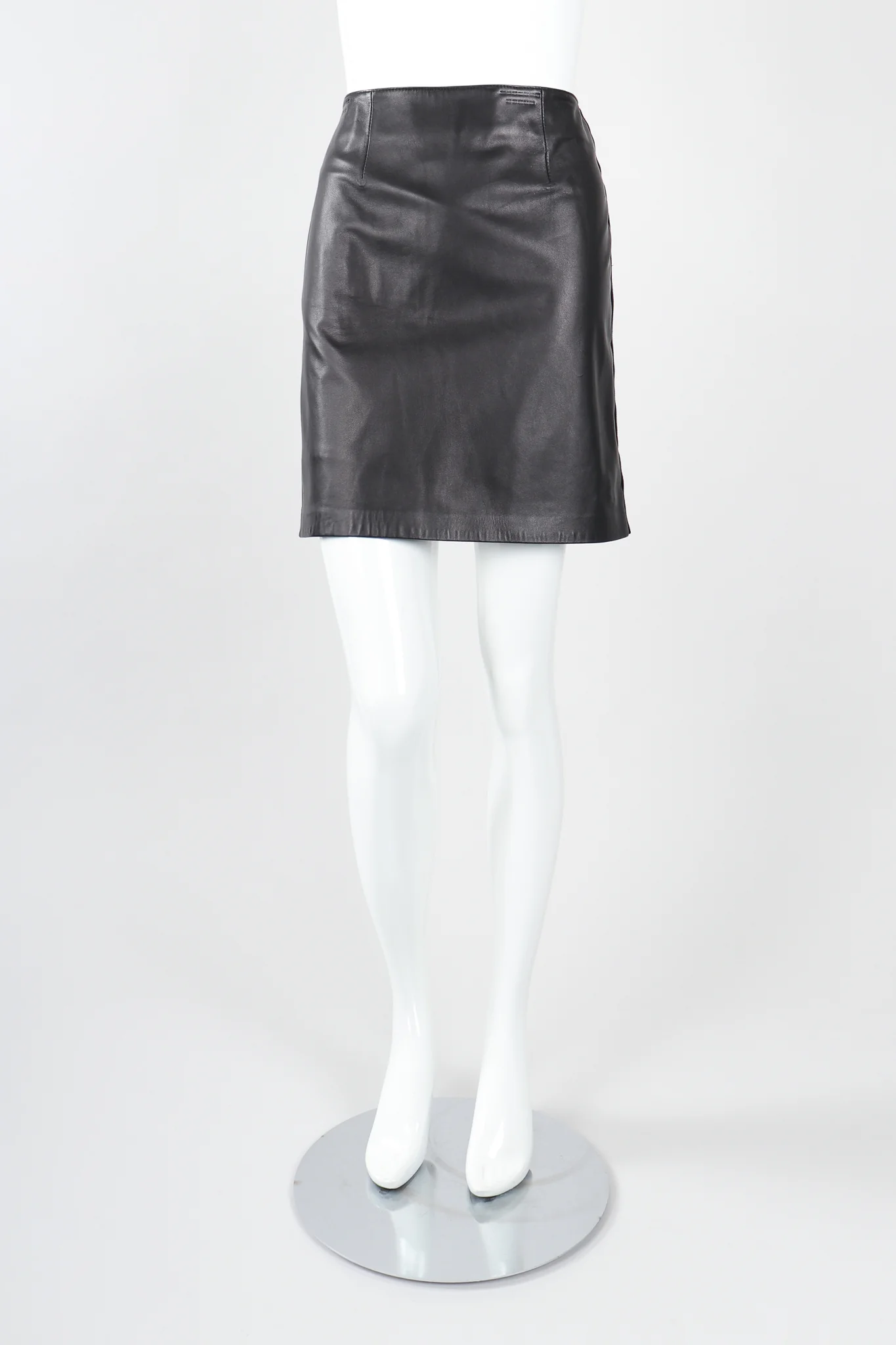 Leather Hooked Top & Skirt Set - Image 8