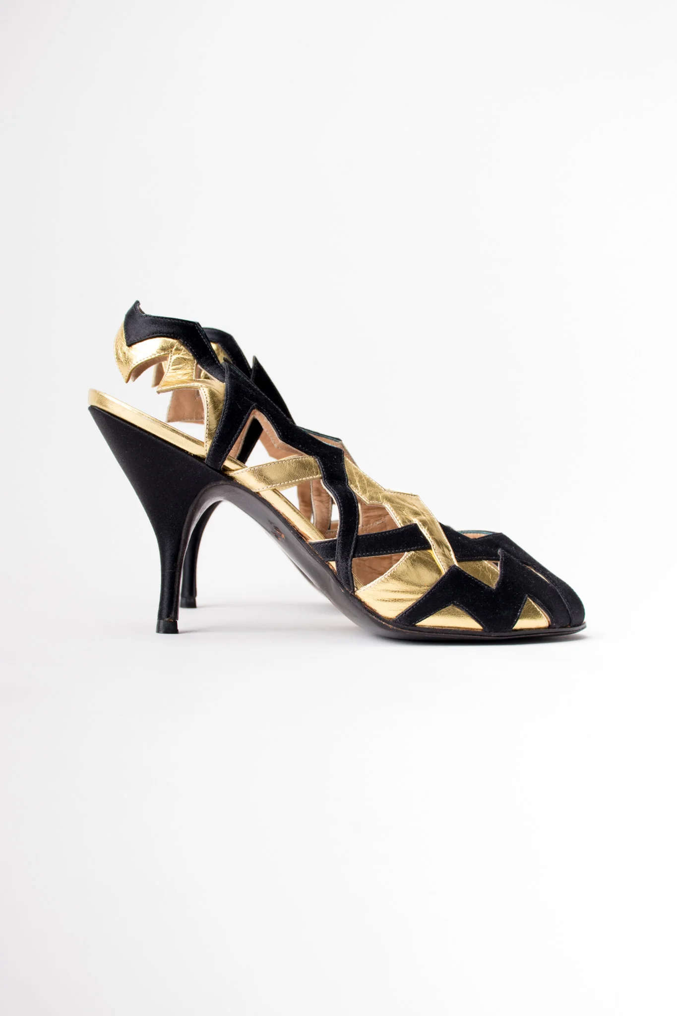 Lightening Bolt 'M' Heels - Image 7