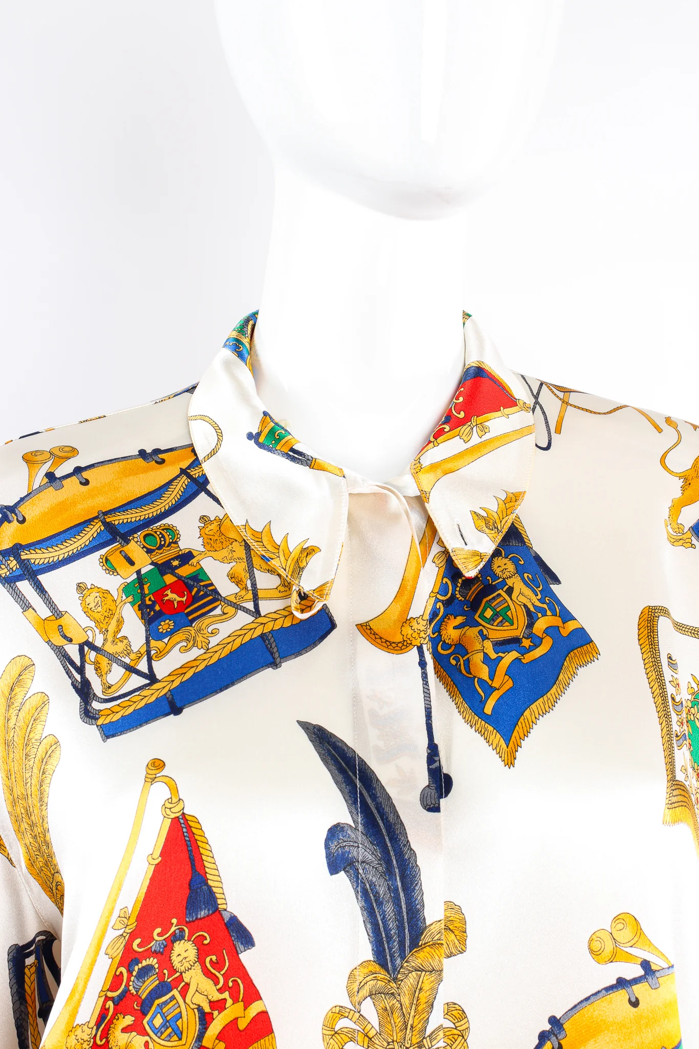 Lion Crest Drum Print Blouse - Image 9