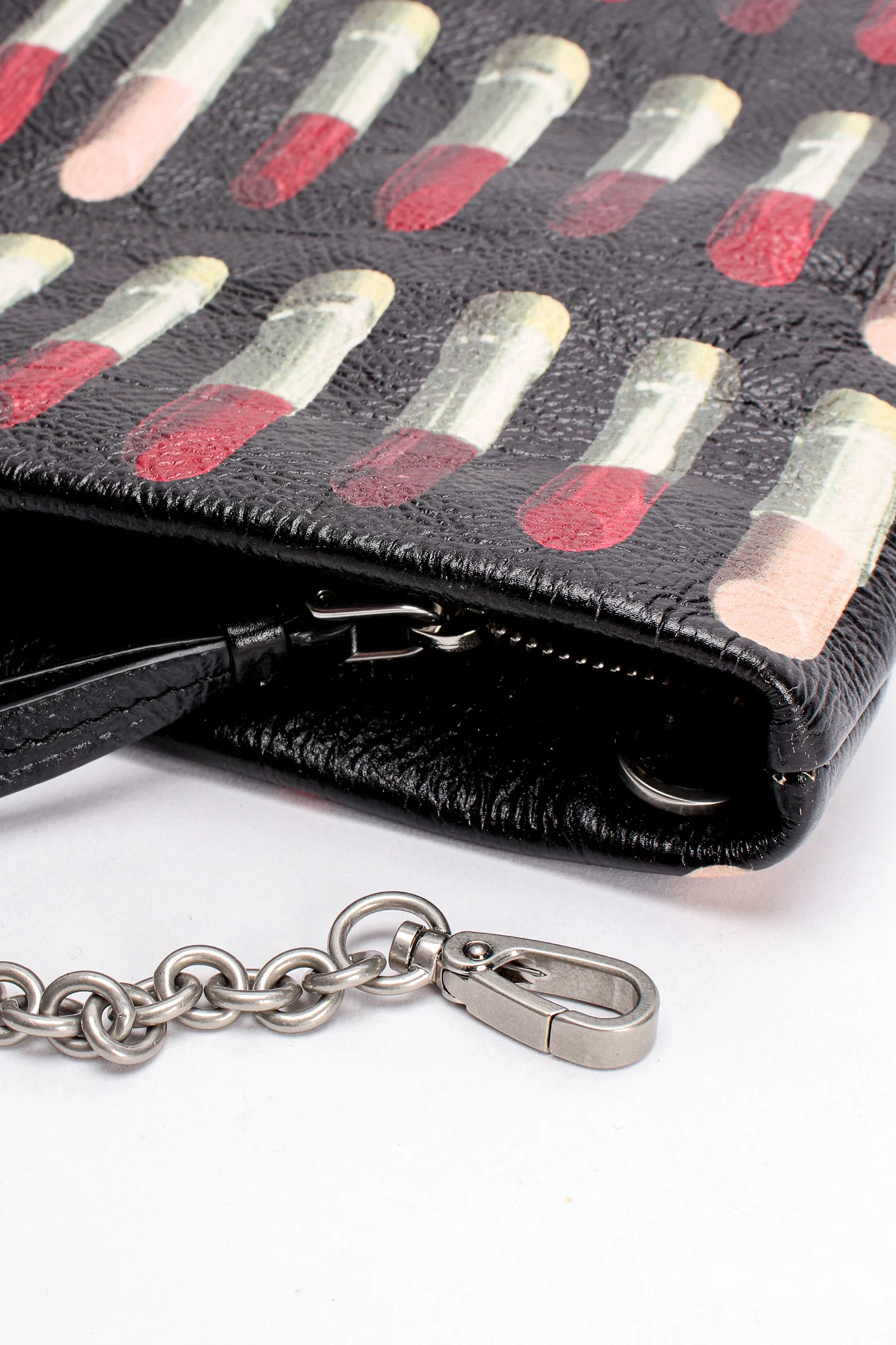 2018 A/W Lipstick Print Leather Clutch - Image 14