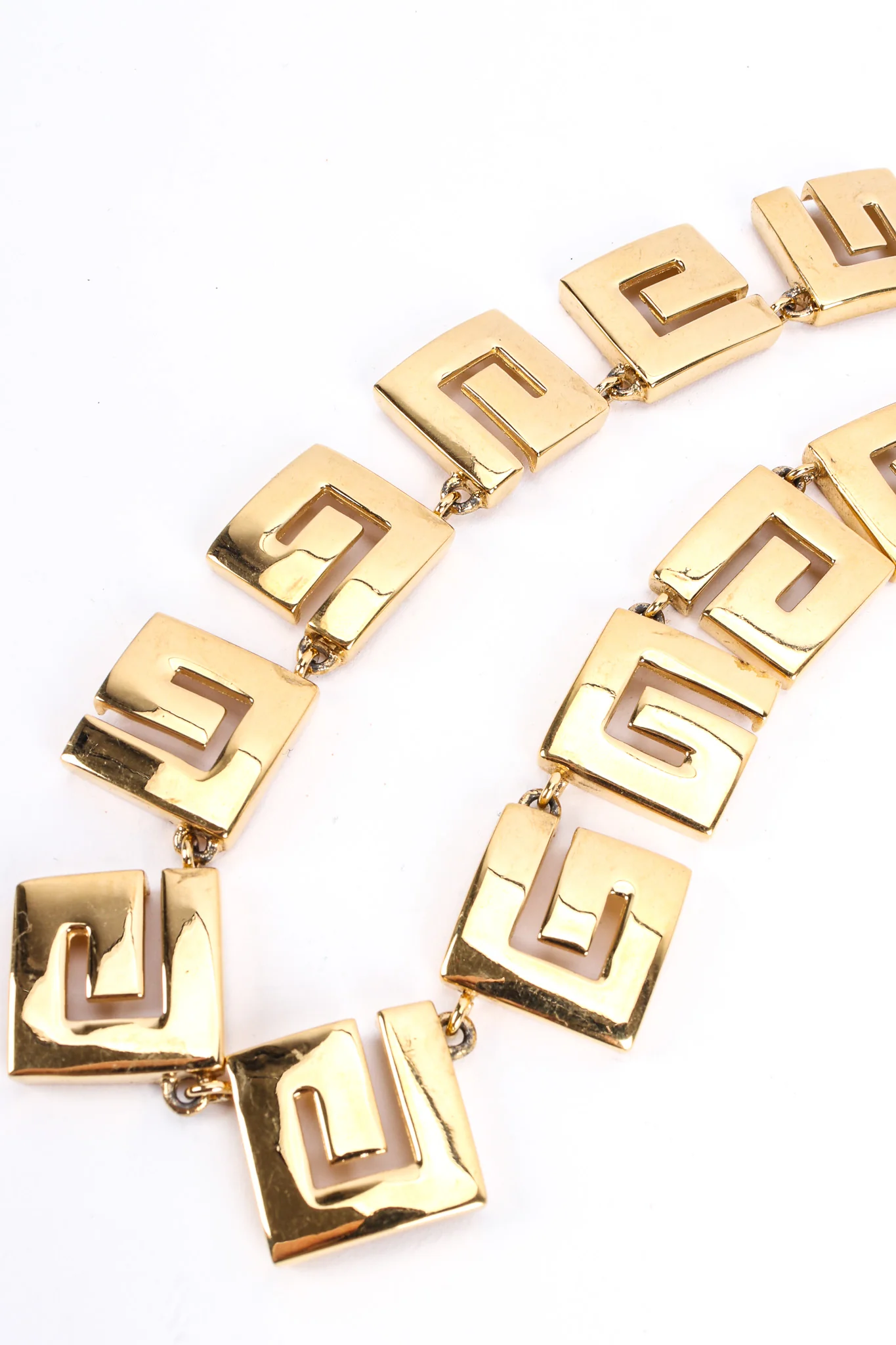 G Logo Link Necklace - Image 7