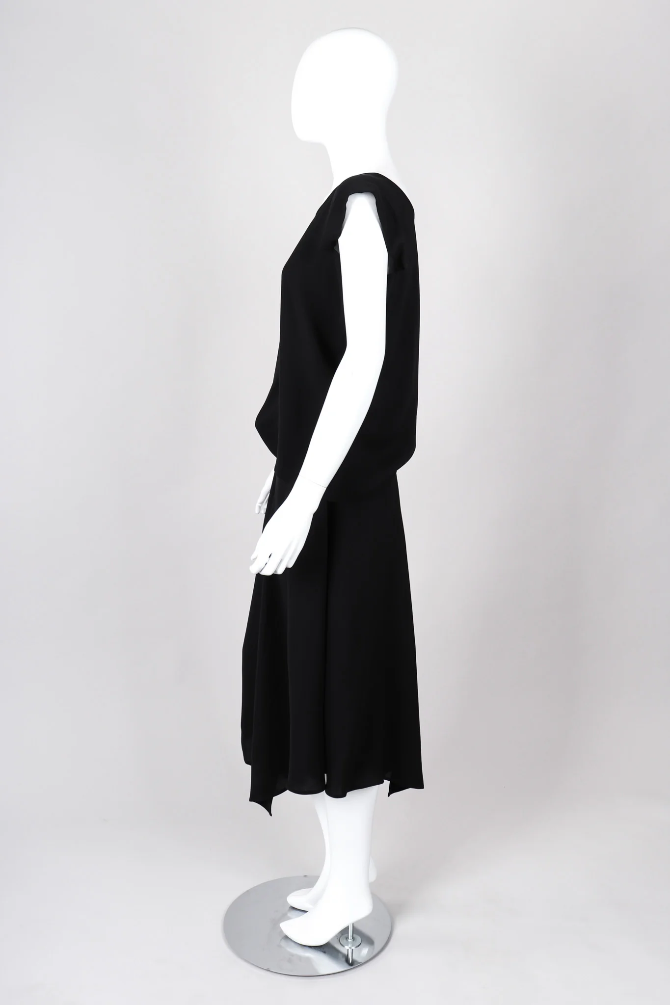 Asymmetric Hem Dress - Image 4
