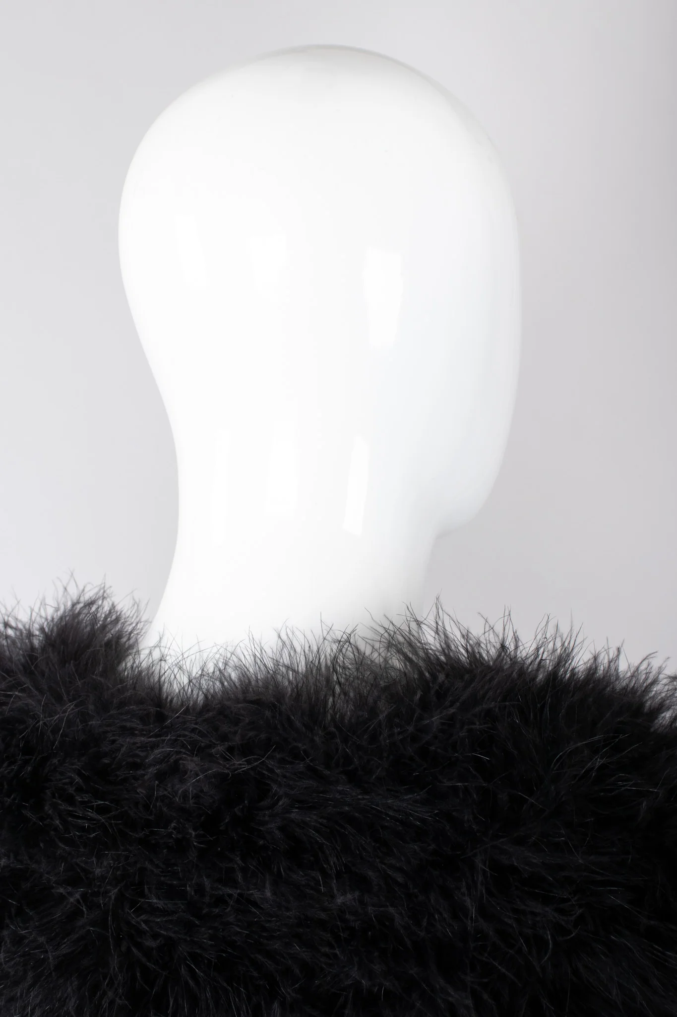 Long Marabou Cape - Image 9