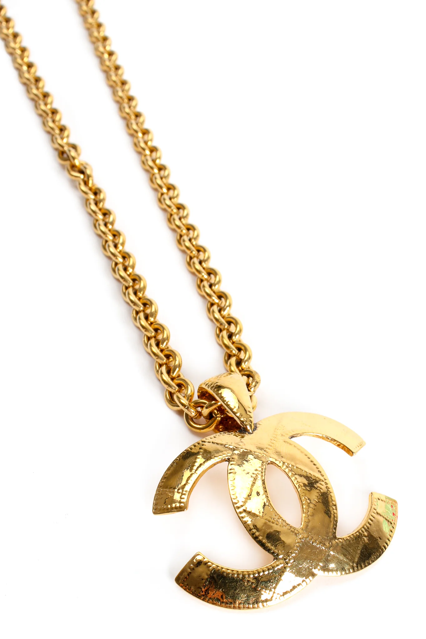 Long Quilted Interlocking CC Logo Pendant - Image 6