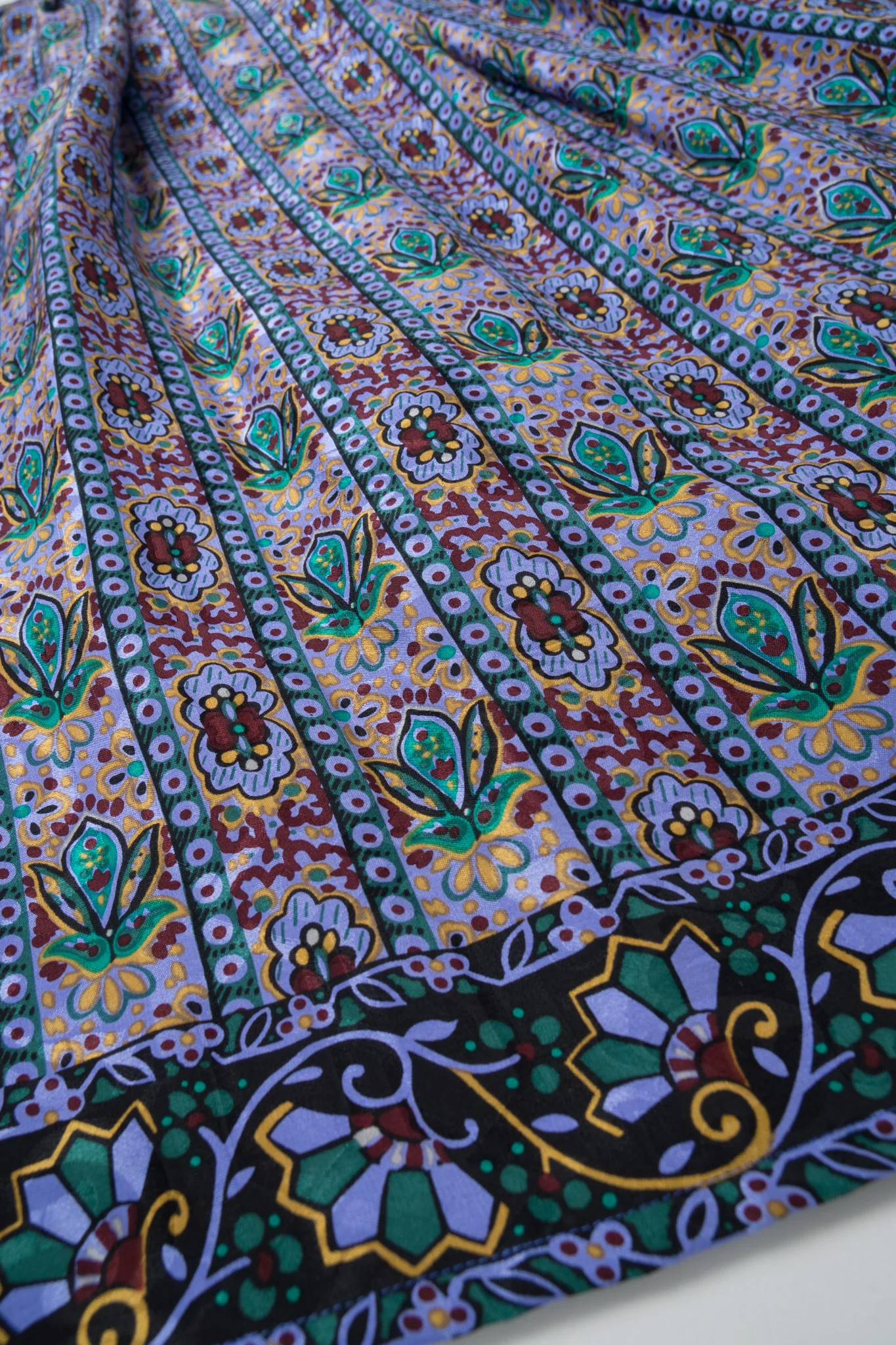 Lotus Print Blouse & Skirt Set - Image 17