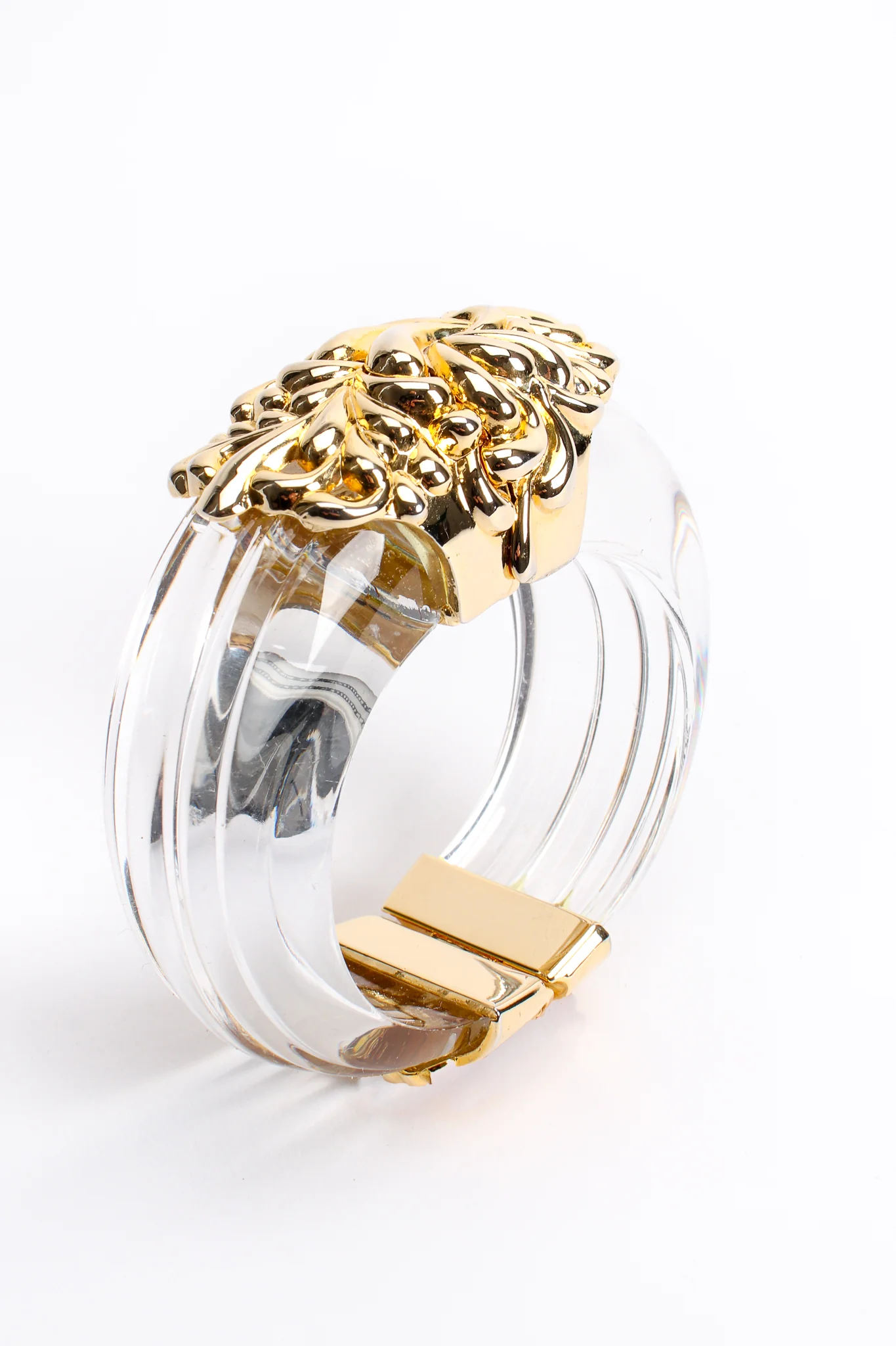 Lucite Chrysanthemum Bracelet - Image 2