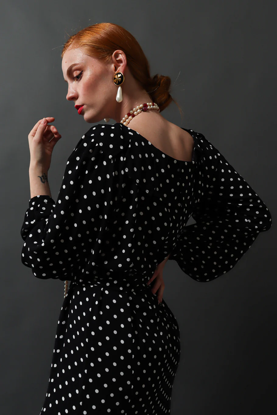 Lucky Clover Pearl Drop Earrings - Image 3
