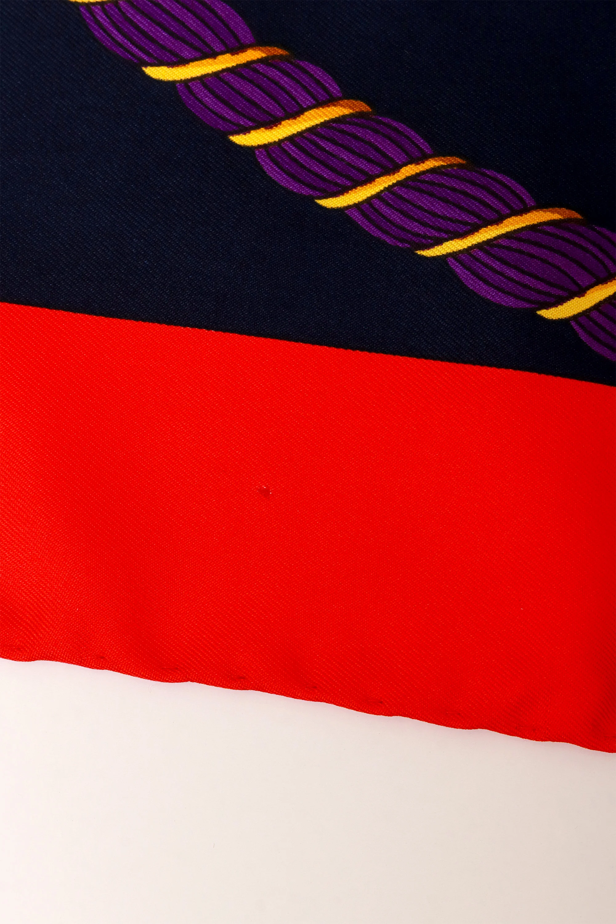 Medal Ribbon Rope Chain Print Silk Scarf - Image 6