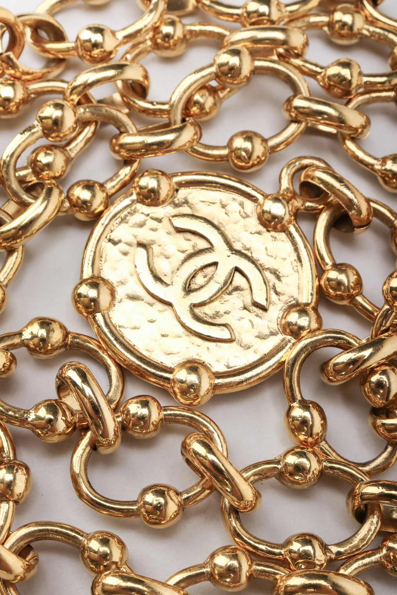 Medallion Link Chain Belt - Image 2