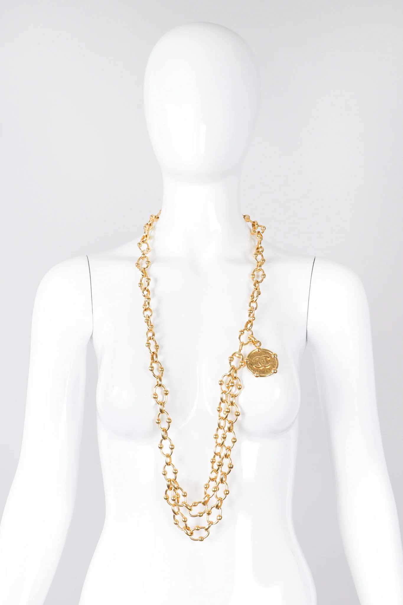 Medallion Link Chain Belt - Image 4