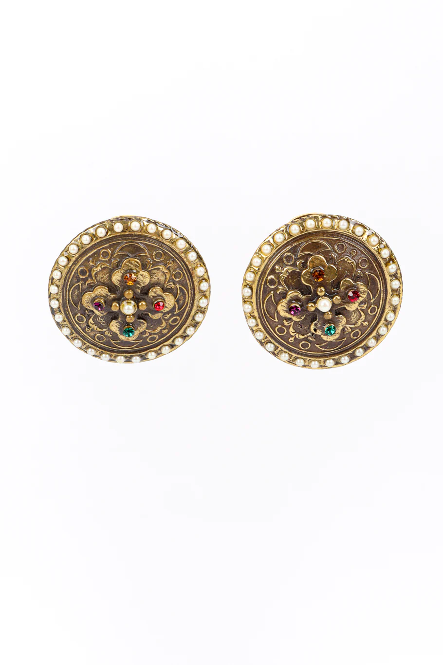 Medallion Necklace, Bracelet and Earring Set - Image 12