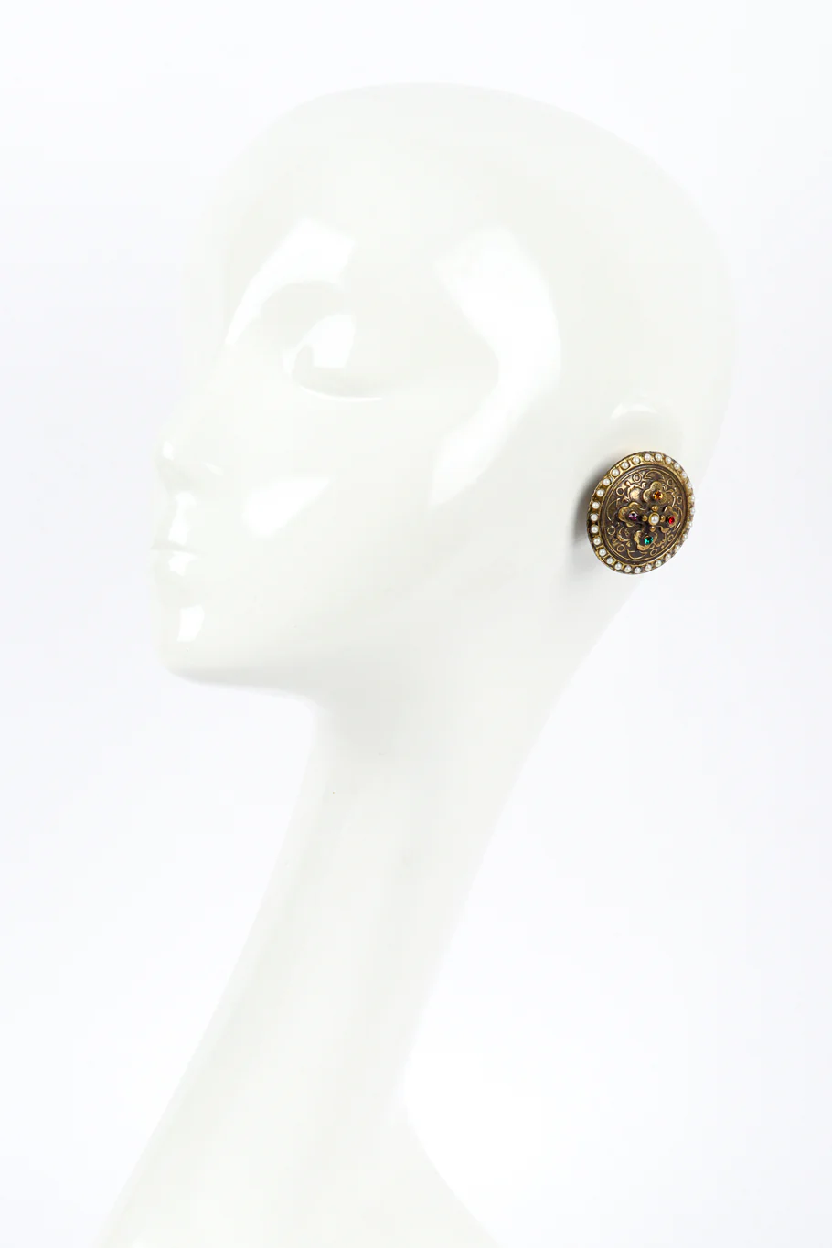 Medallion Necklace, Bracelet and Earring Set - Image 13
