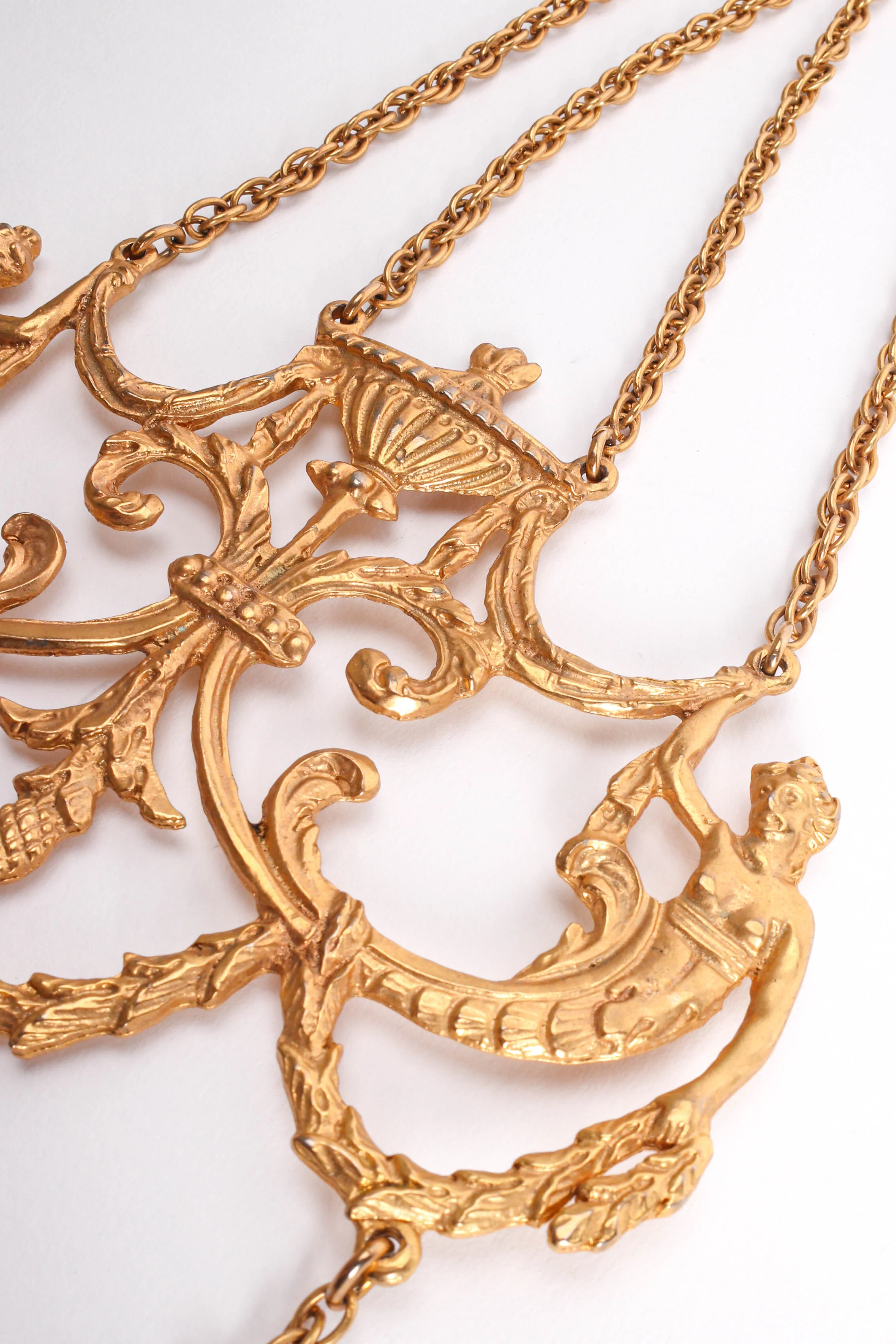 Baroque Mermaid Plate Necklace - Image 2
