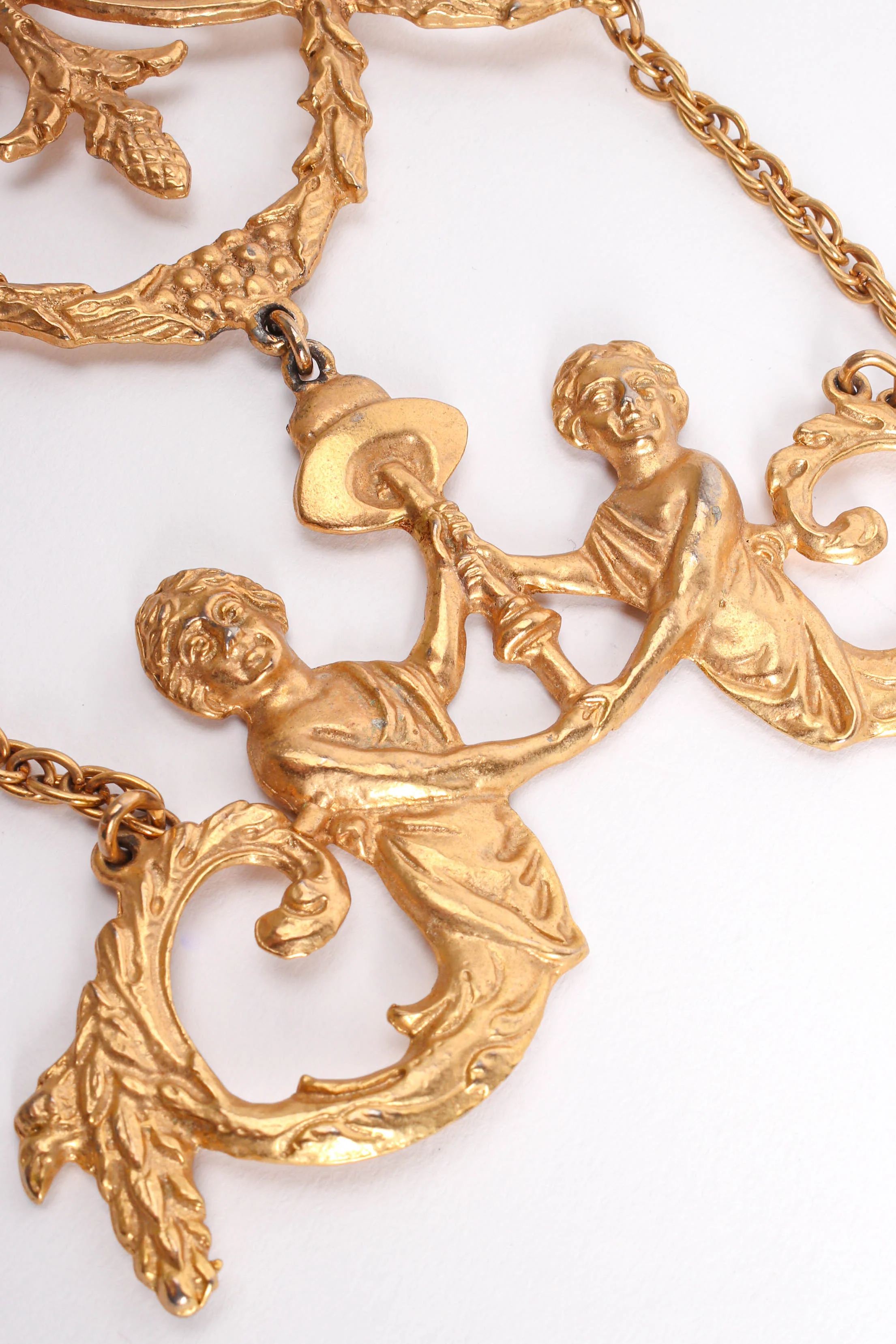 Baroque Mermaid Plate Necklace - Image 4