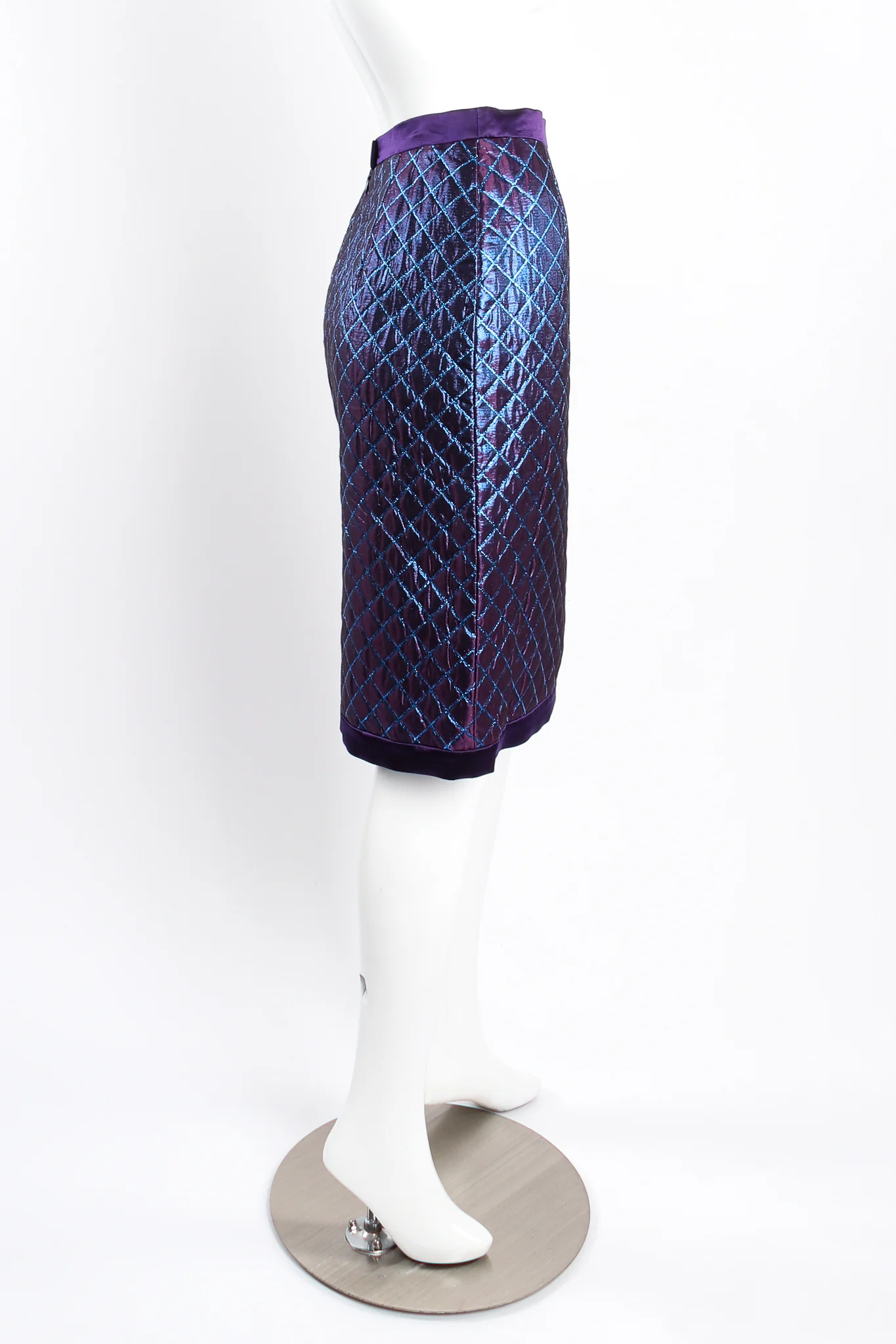 Metallic Diamond Brocade Jacket & Skirt Set - Image 14
