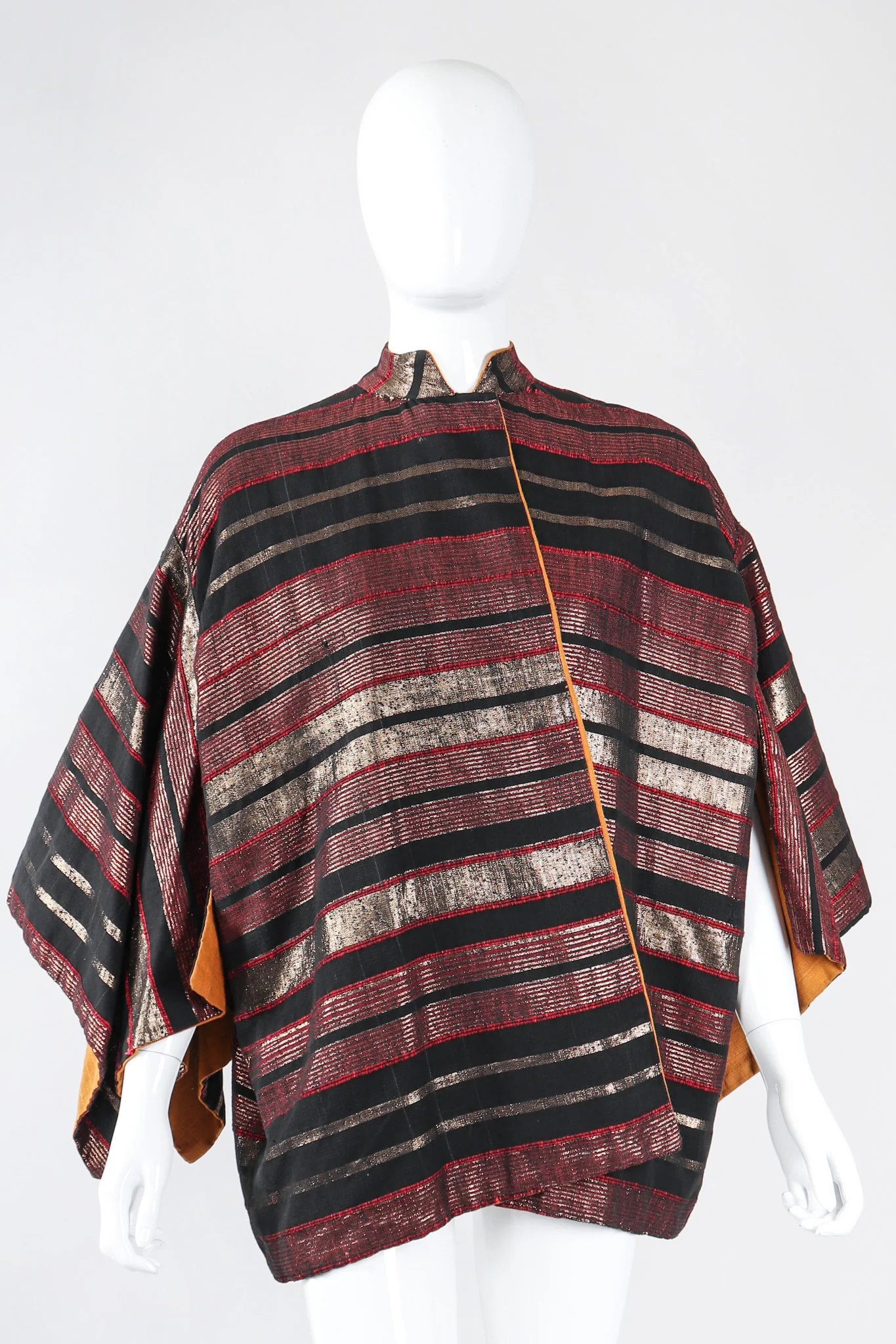 Metallic Kimono Jacket & Pant Lounge Set - Image 15