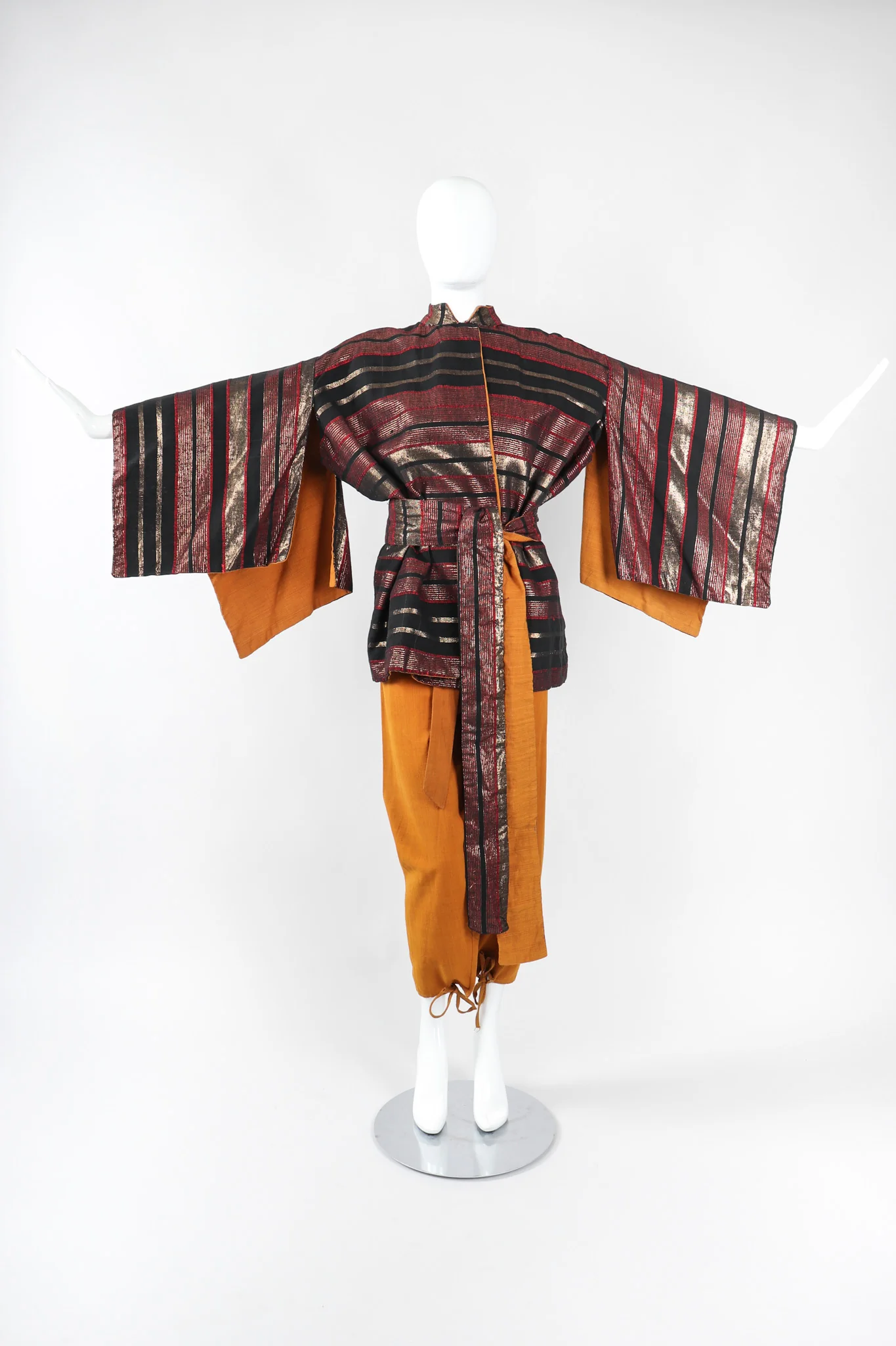 Metallic Kimono Jacket & Pant Lounge Set - Image 3