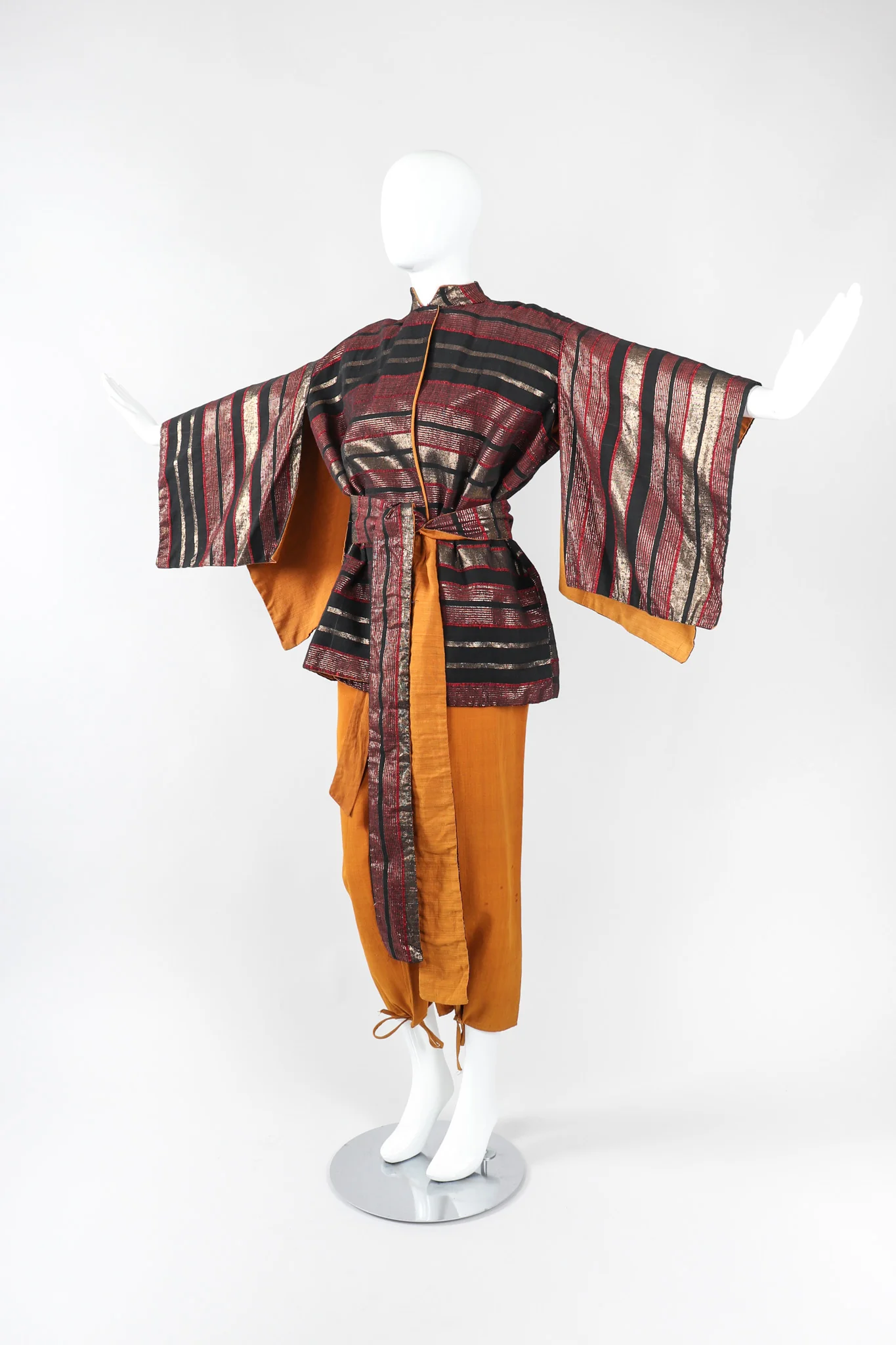 Metallic Kimono Jacket & Pant Lounge Set - Image 4