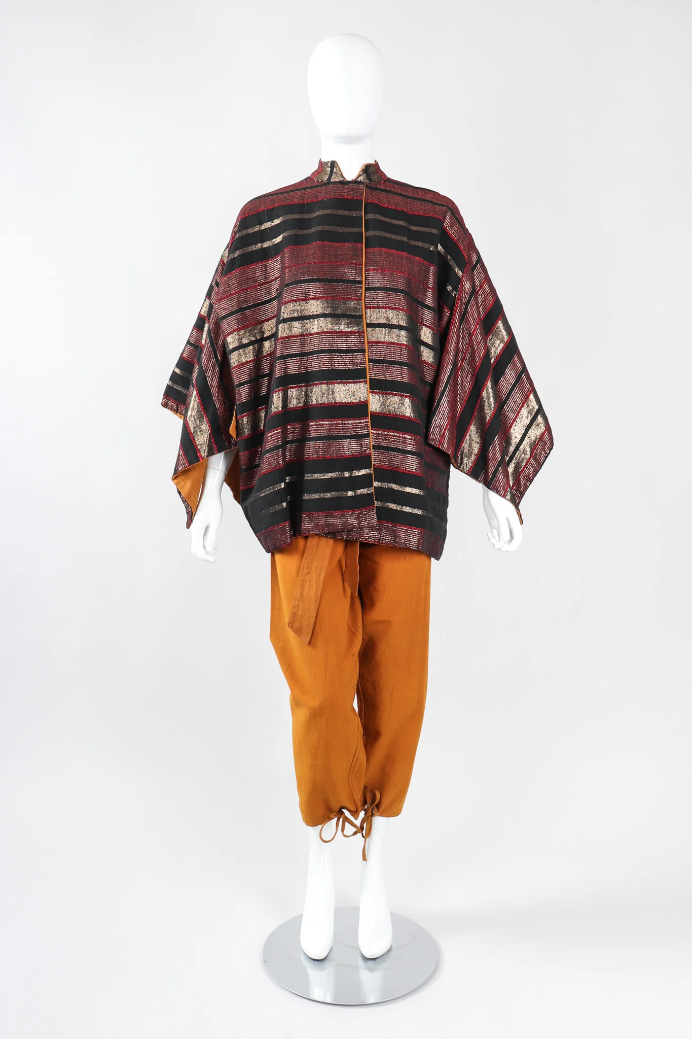 Metallic Kimono Jacket & Pant Lounge Set - Image 9