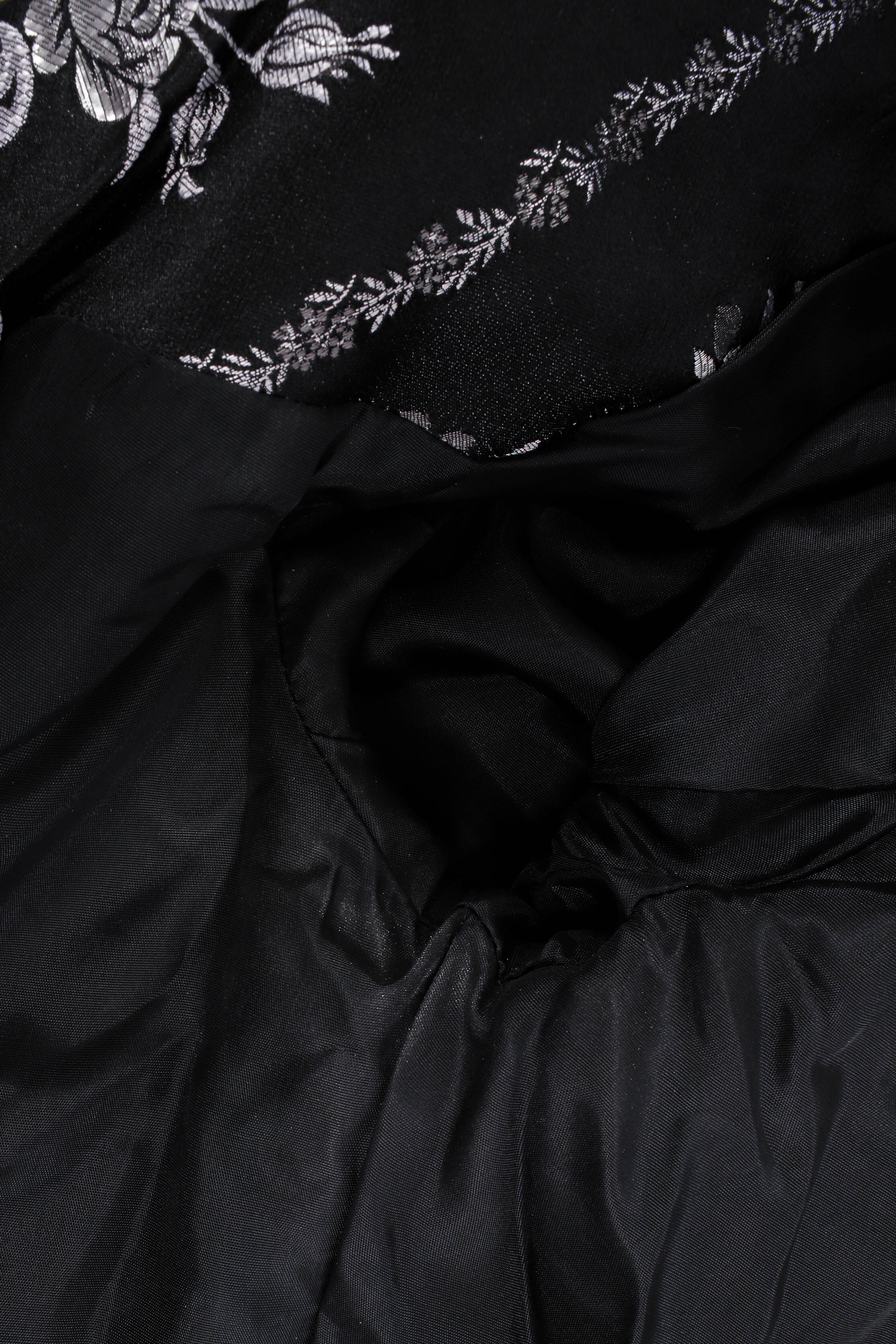 Metallic Floral Brocade Jacket - Image 13