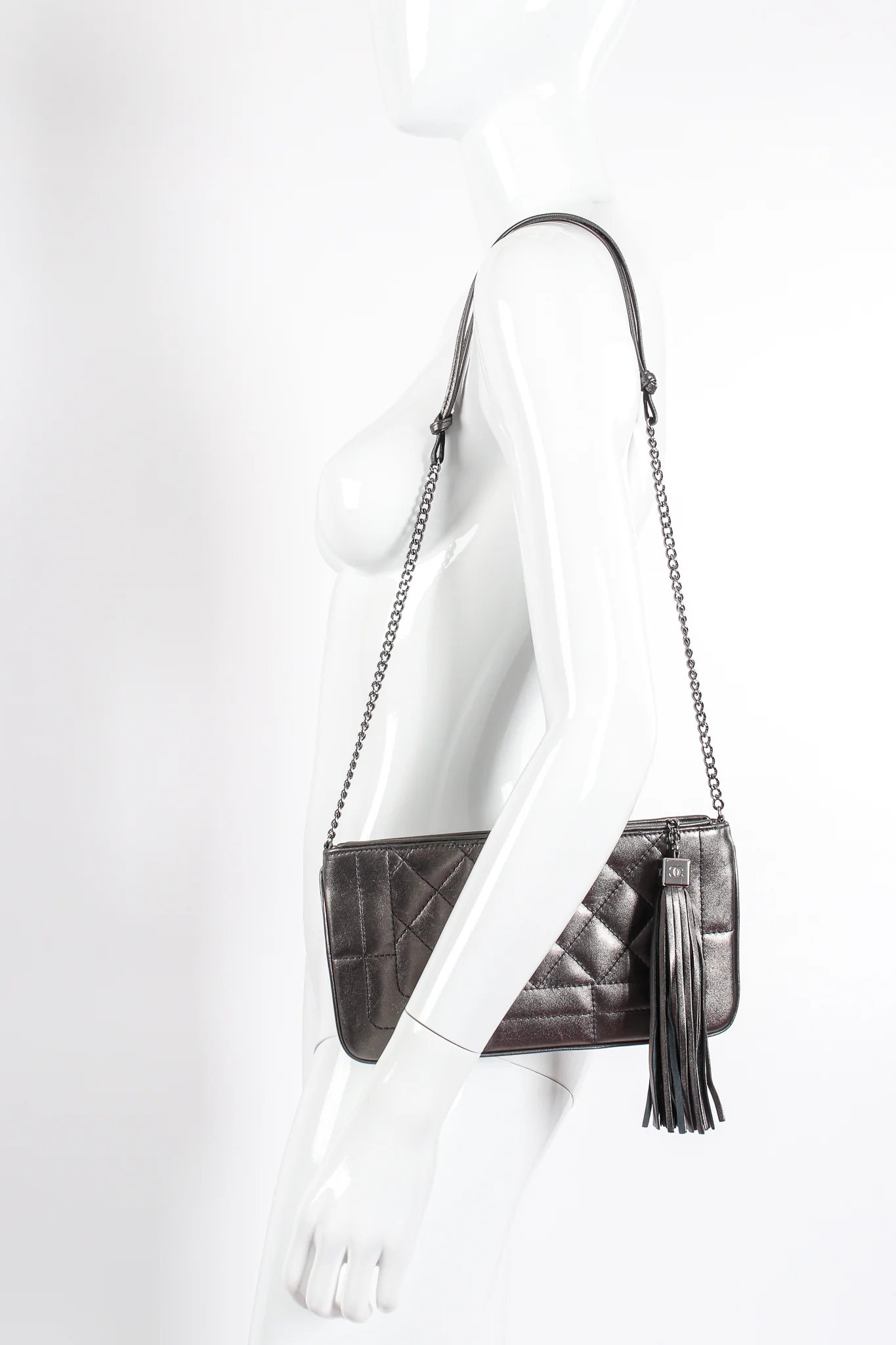 Metallic Quilted Tassel Shoulder Bag - Image 2