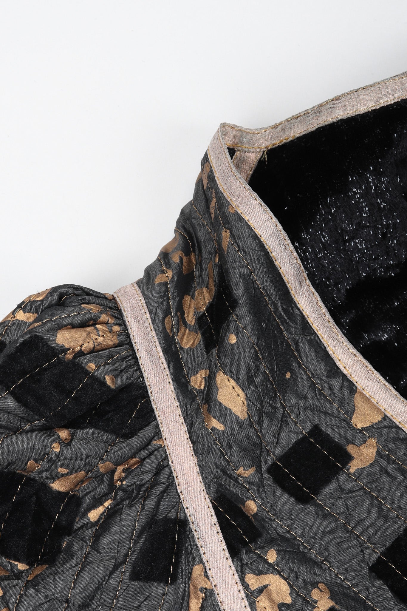 Metallic Splatter Quilted Duster - Image 9