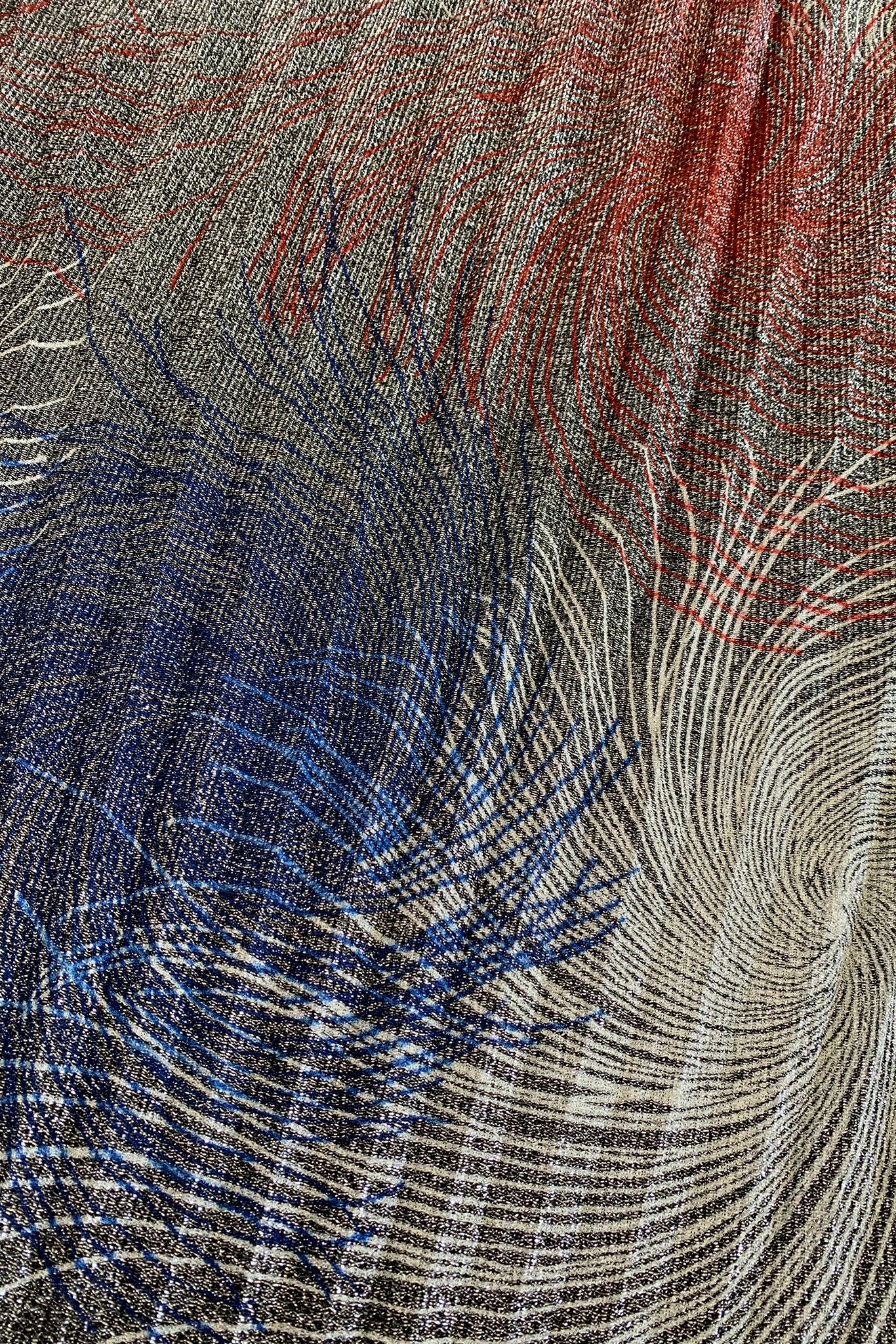 Metallic Swirl Pleated Caftan - Image 9