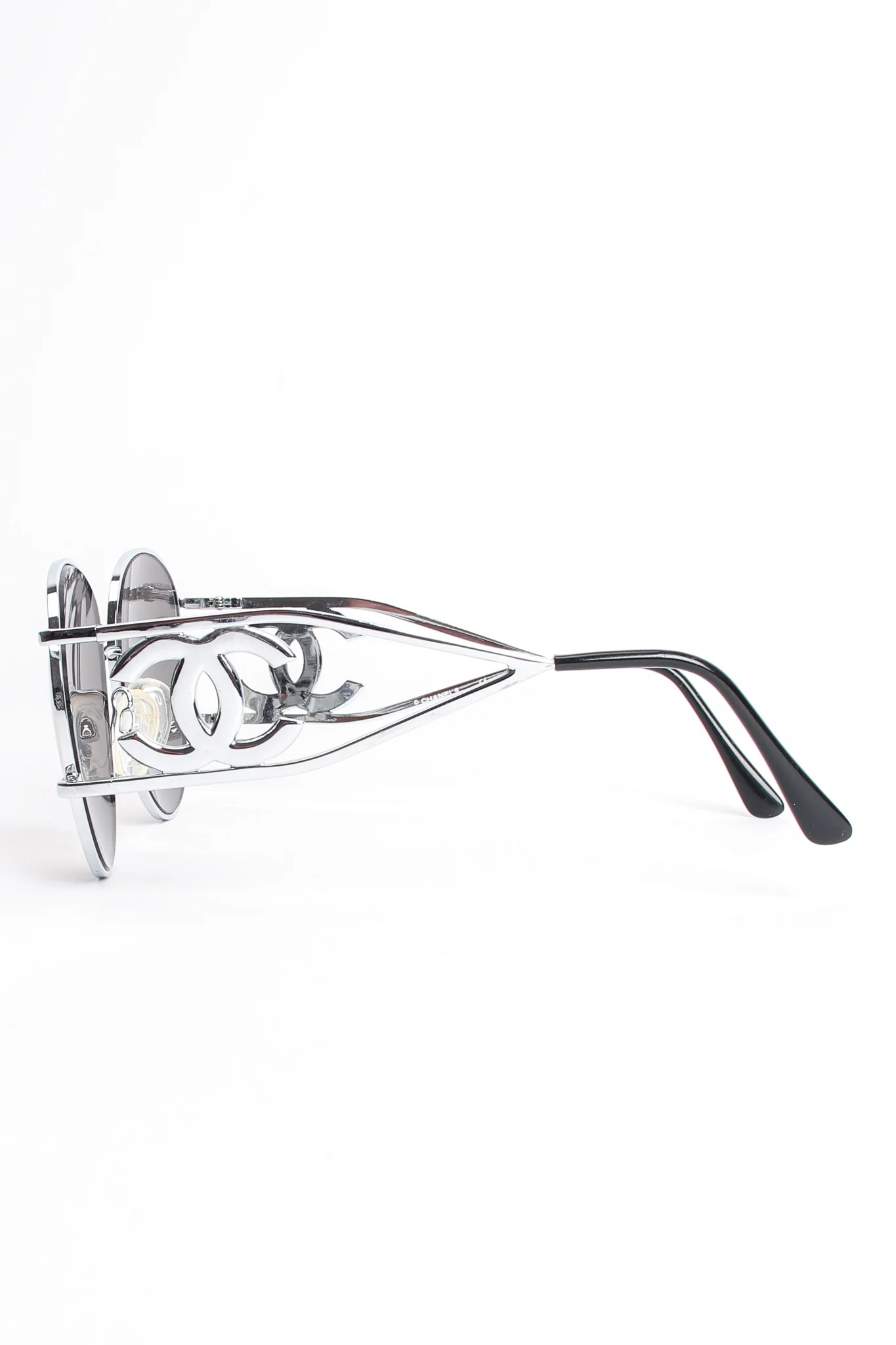 Miller Silver Mirror CC Sunglasses - Image 10