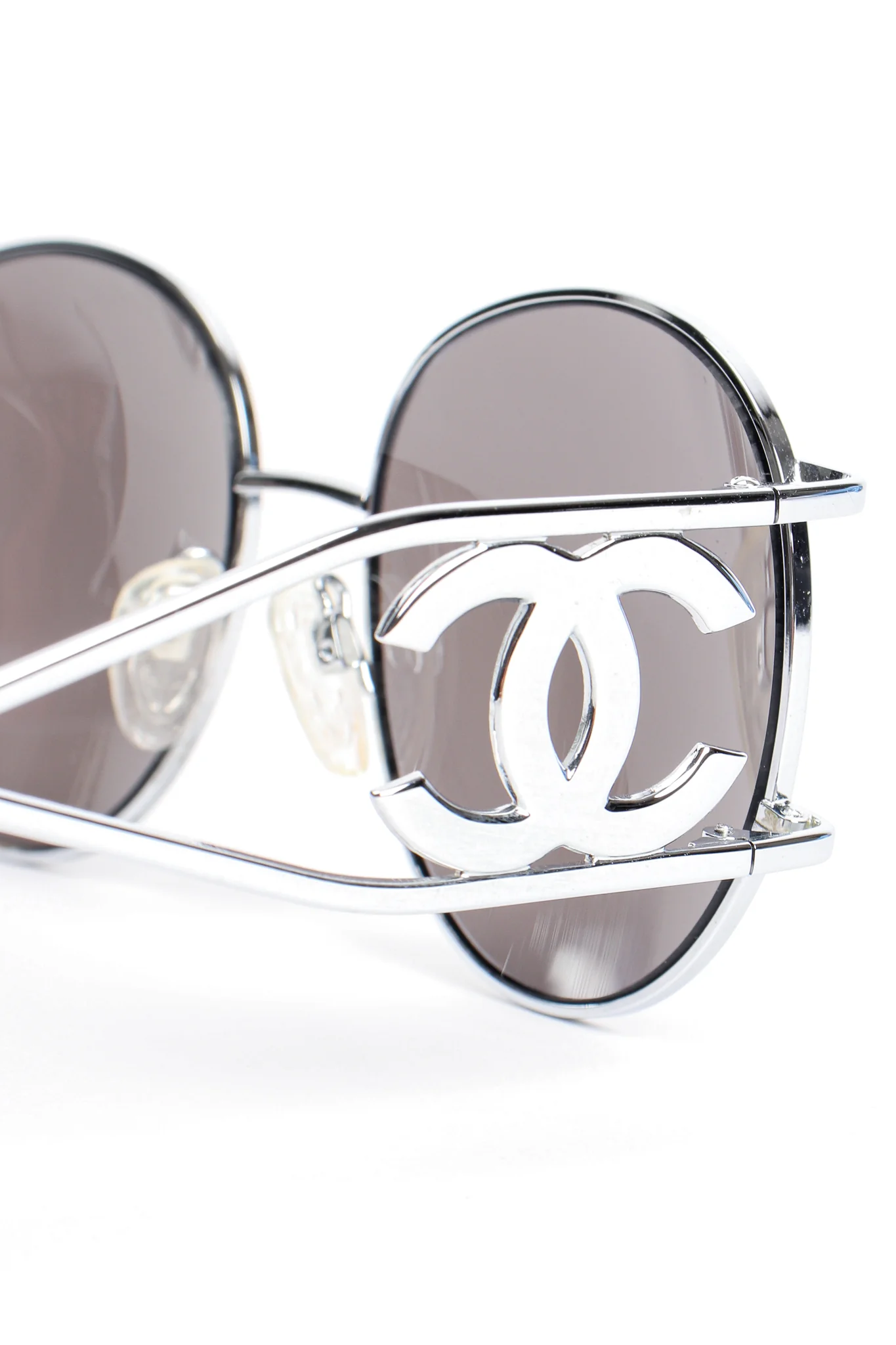 Miller Silver Mirror CC Sunglasses - Image 3