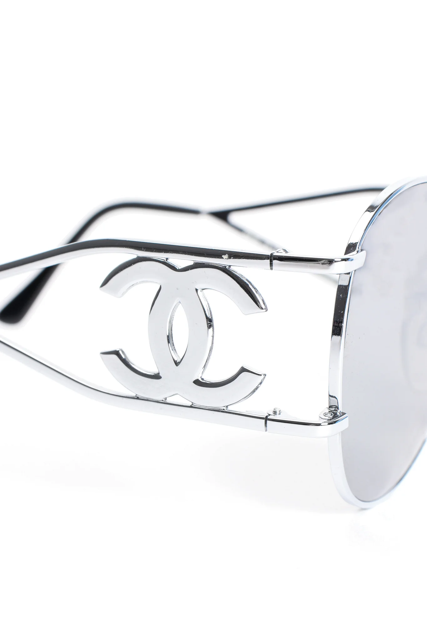 Miller Silver Mirror CC Sunglasses - Image 6