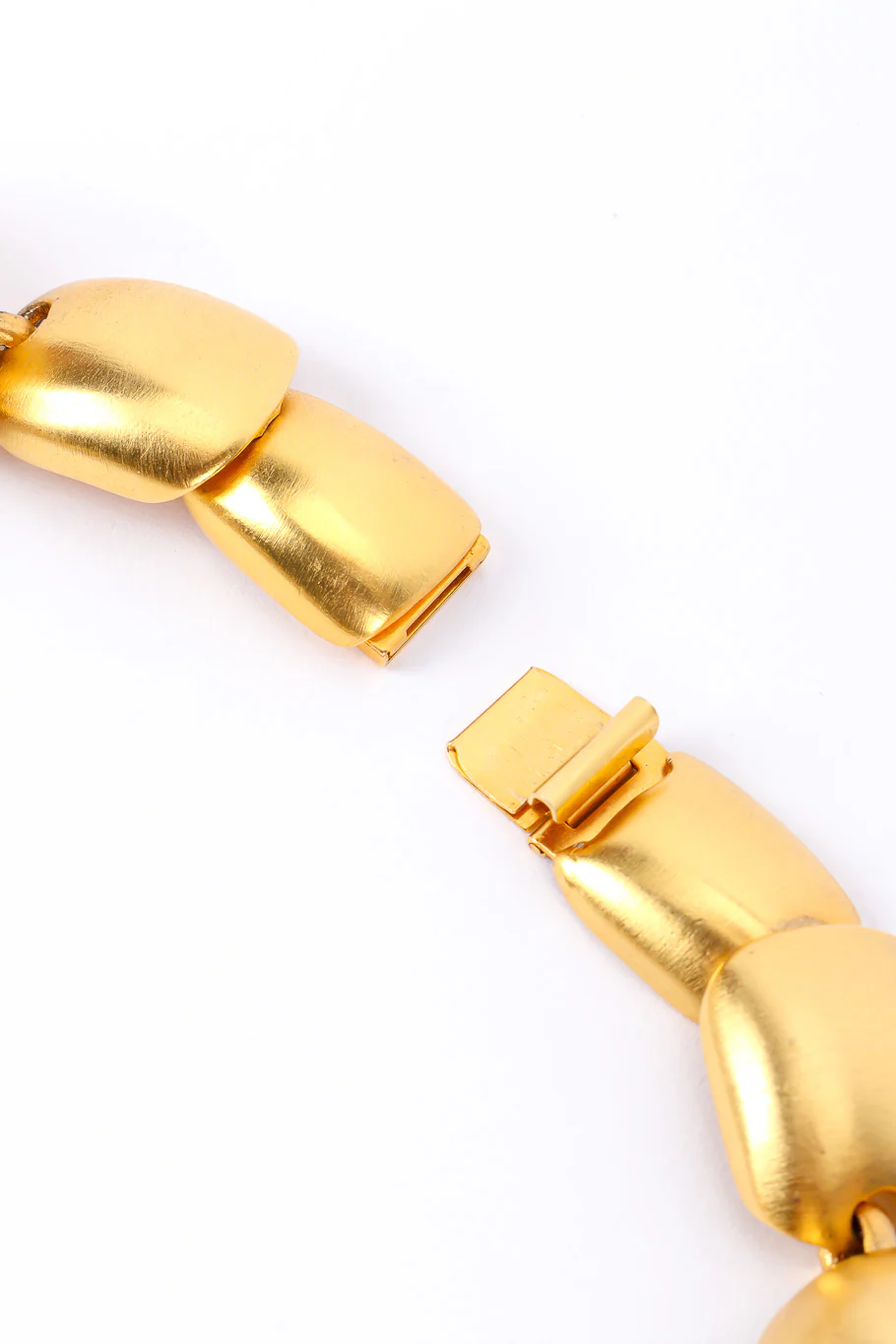 Minimalist Petal Collar Necklace - Image 5