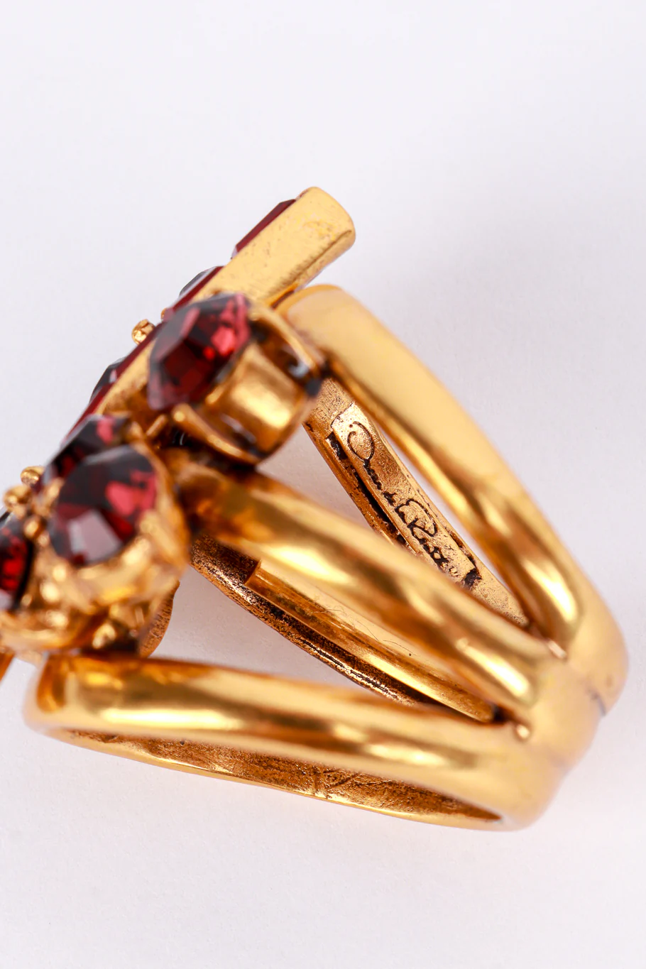 Mixed Reds Crystal Split Shank Ring - Image 5