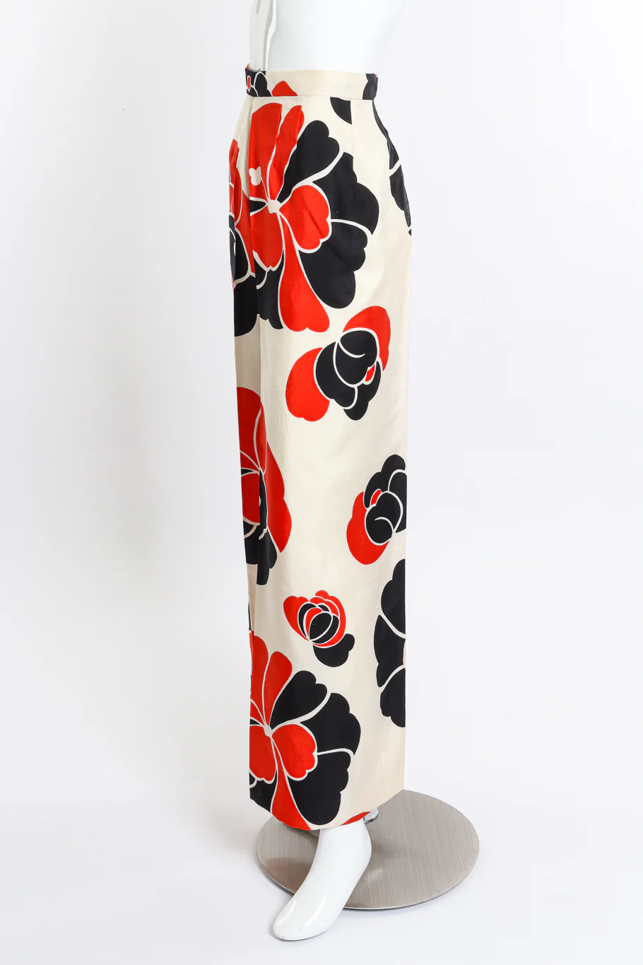 Mod Flower Top, Pant & Sash Set - Image 14