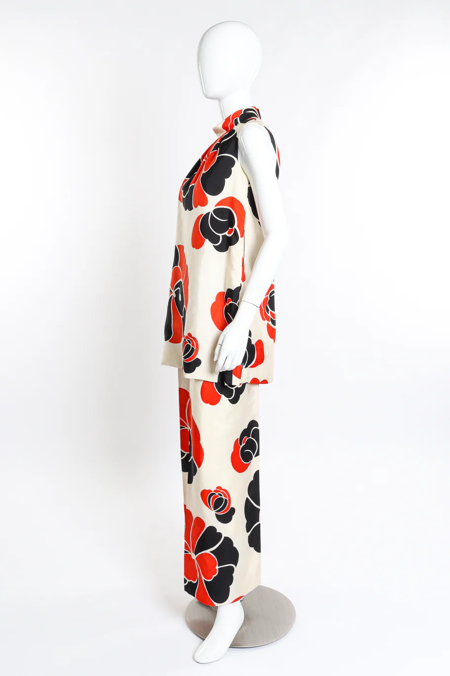 Mod Flower Top, Pant & Sash Set - Image 4