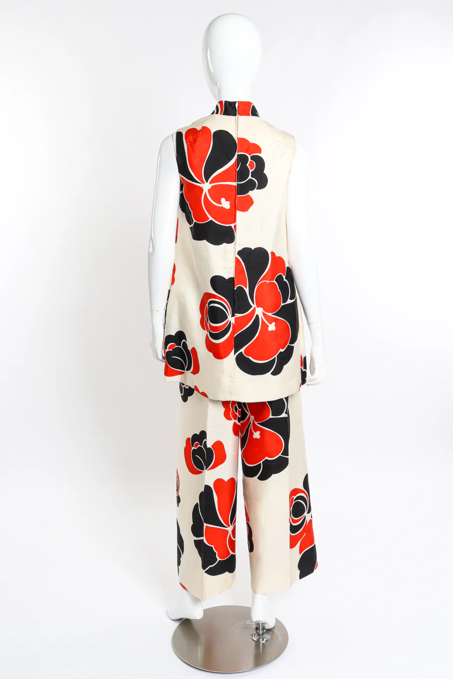 Mod Flower Top, Pant & Sash Set - Image 5