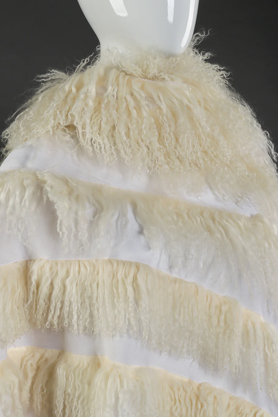 Mongolian Shawl - Image 2