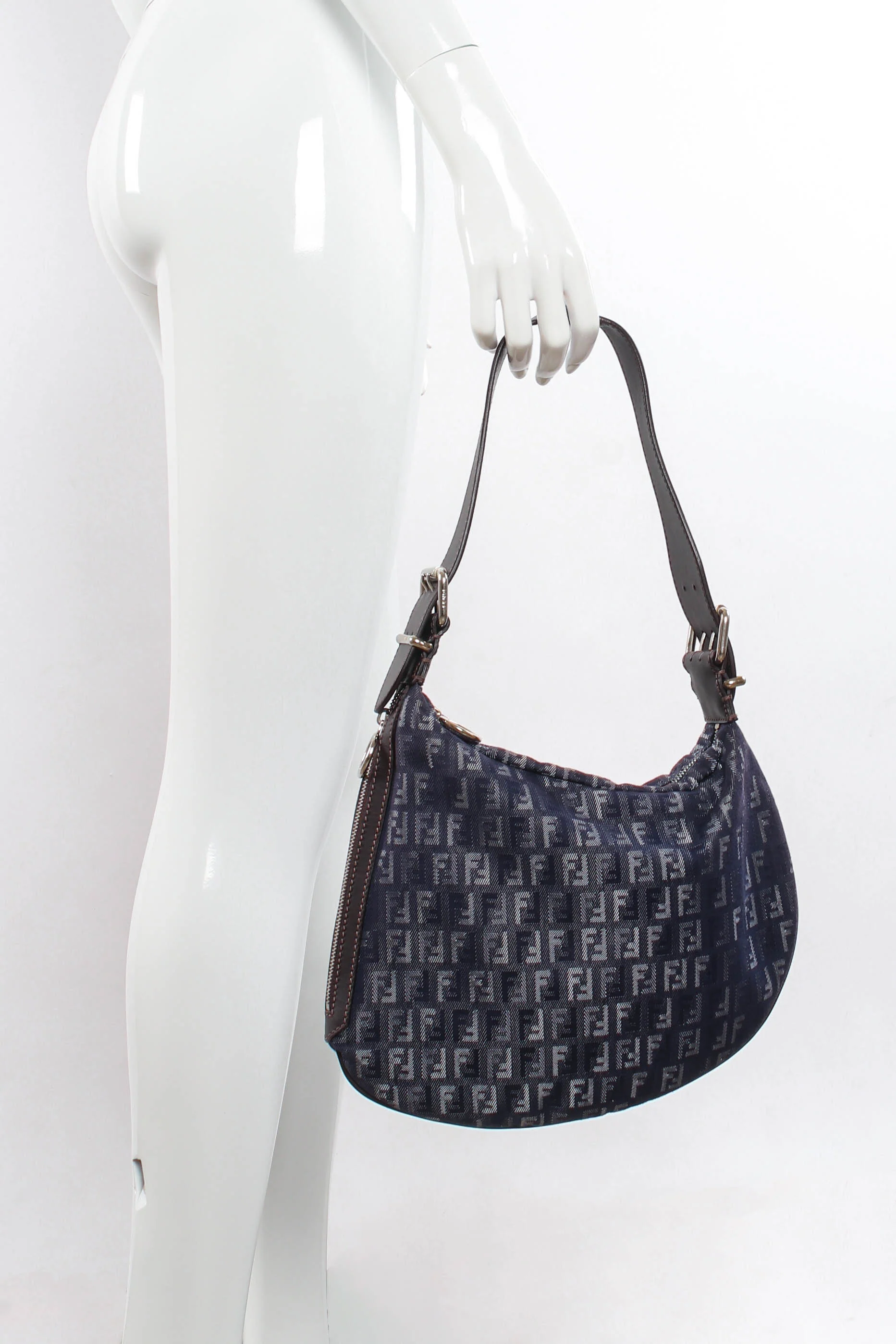 Zucca Monogram Oyster Bag - Image 3