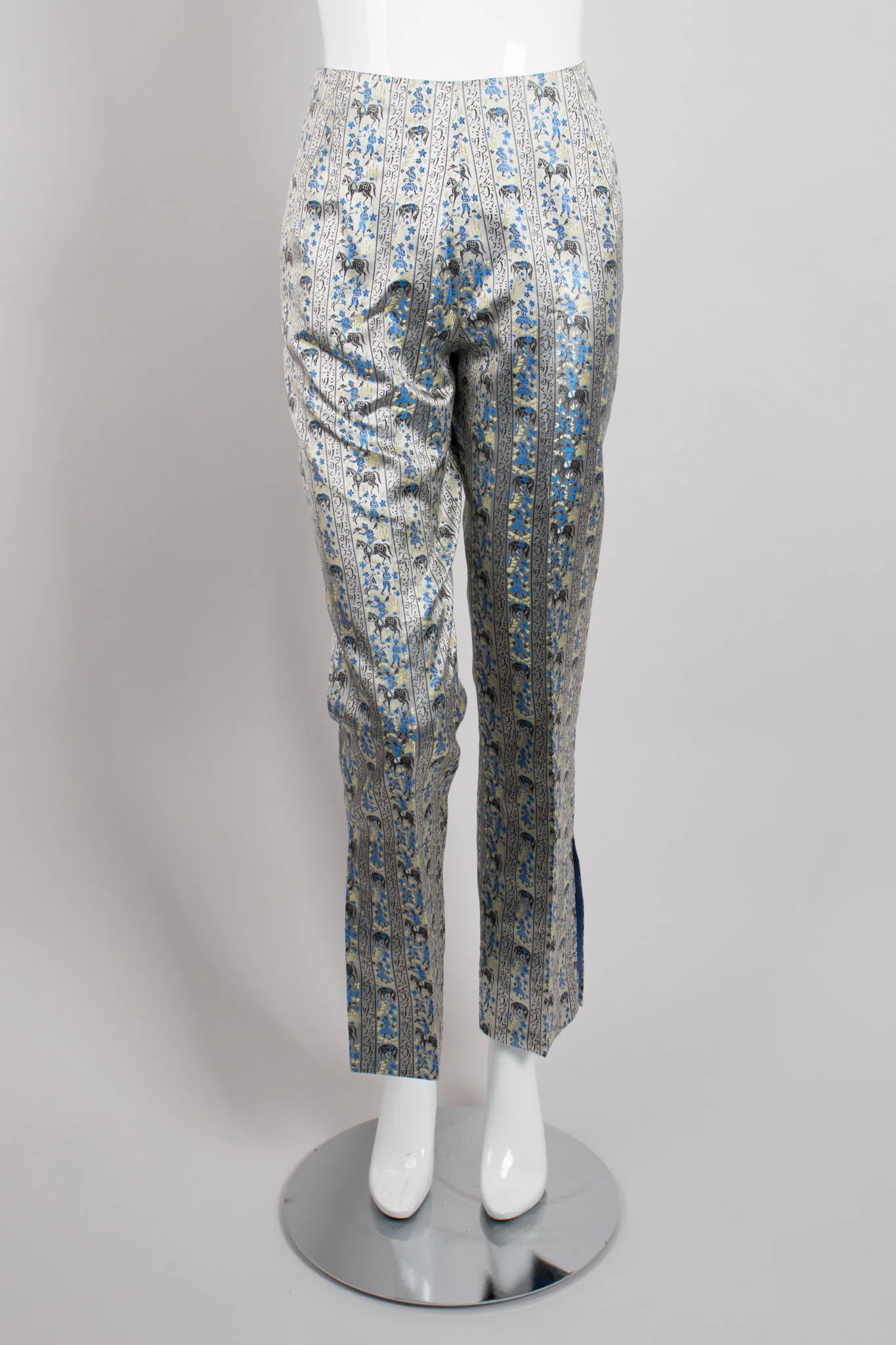 Moroccan Fantasia Brocade Jacket & Pant Set - Image 15