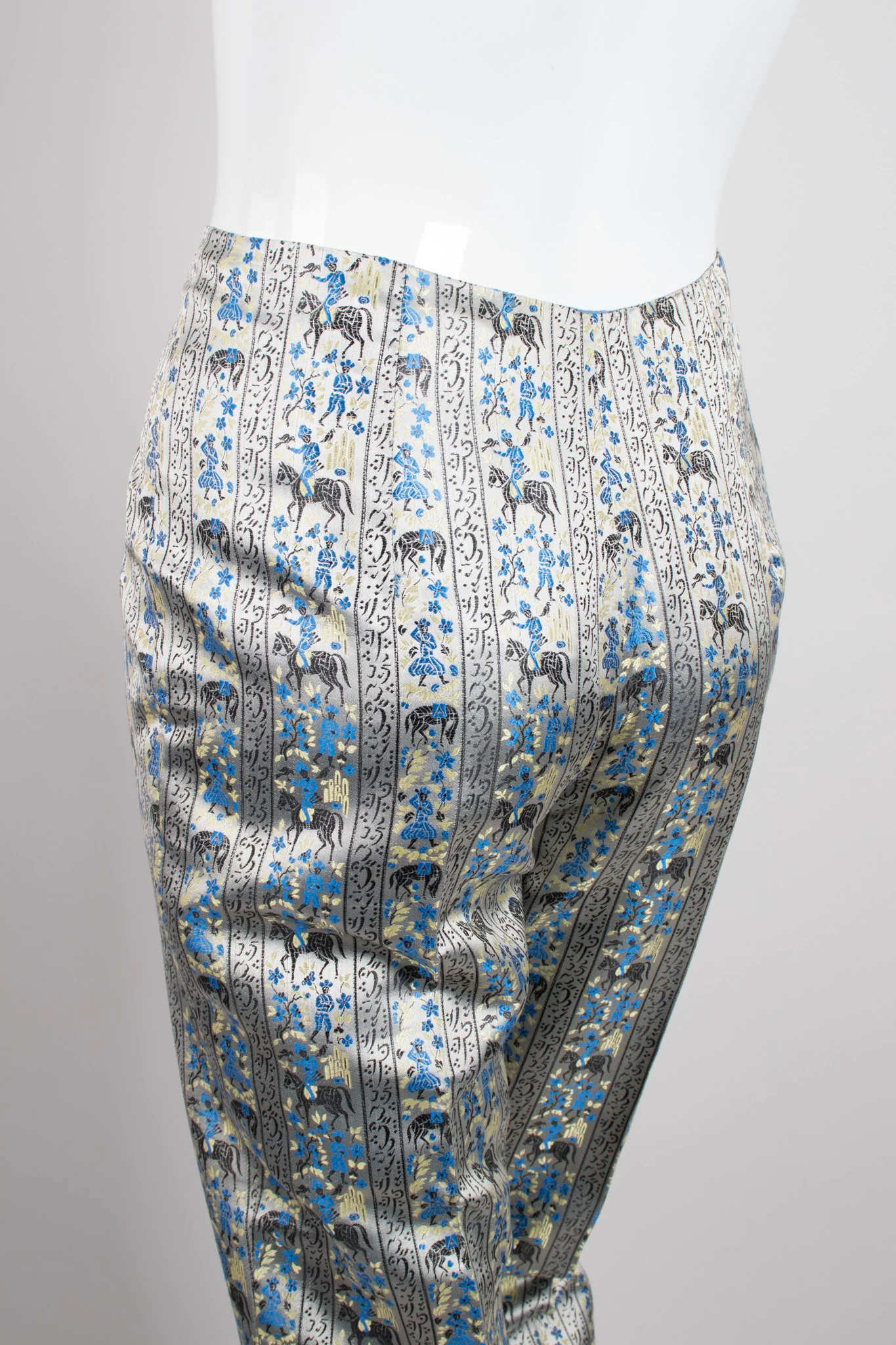 Moroccan Fantasia Brocade Jacket & Pant Set - Image 18