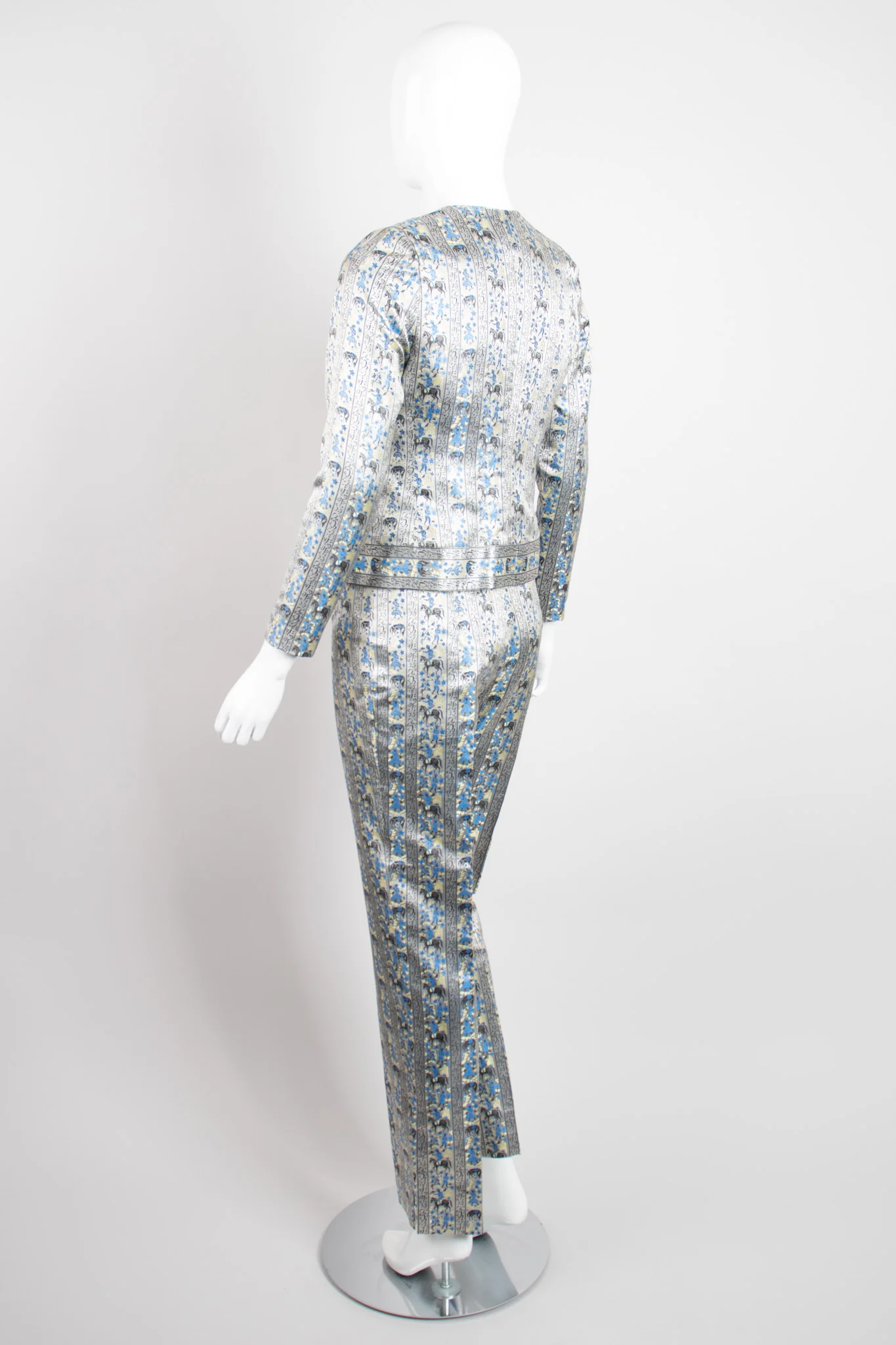 Moroccan Fantasia Brocade Jacket & Pant Set - Image 6