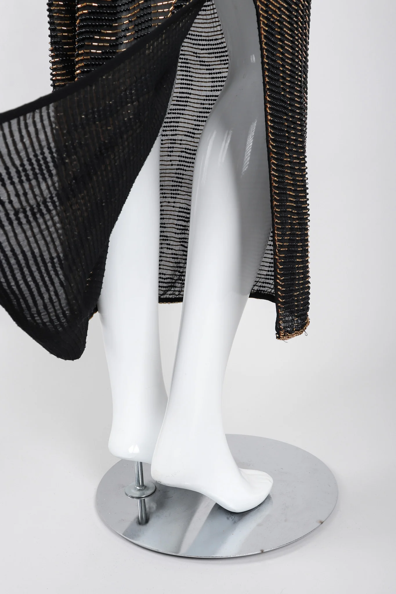Nights Beaded Kimono Sleeve Gown - Image 10