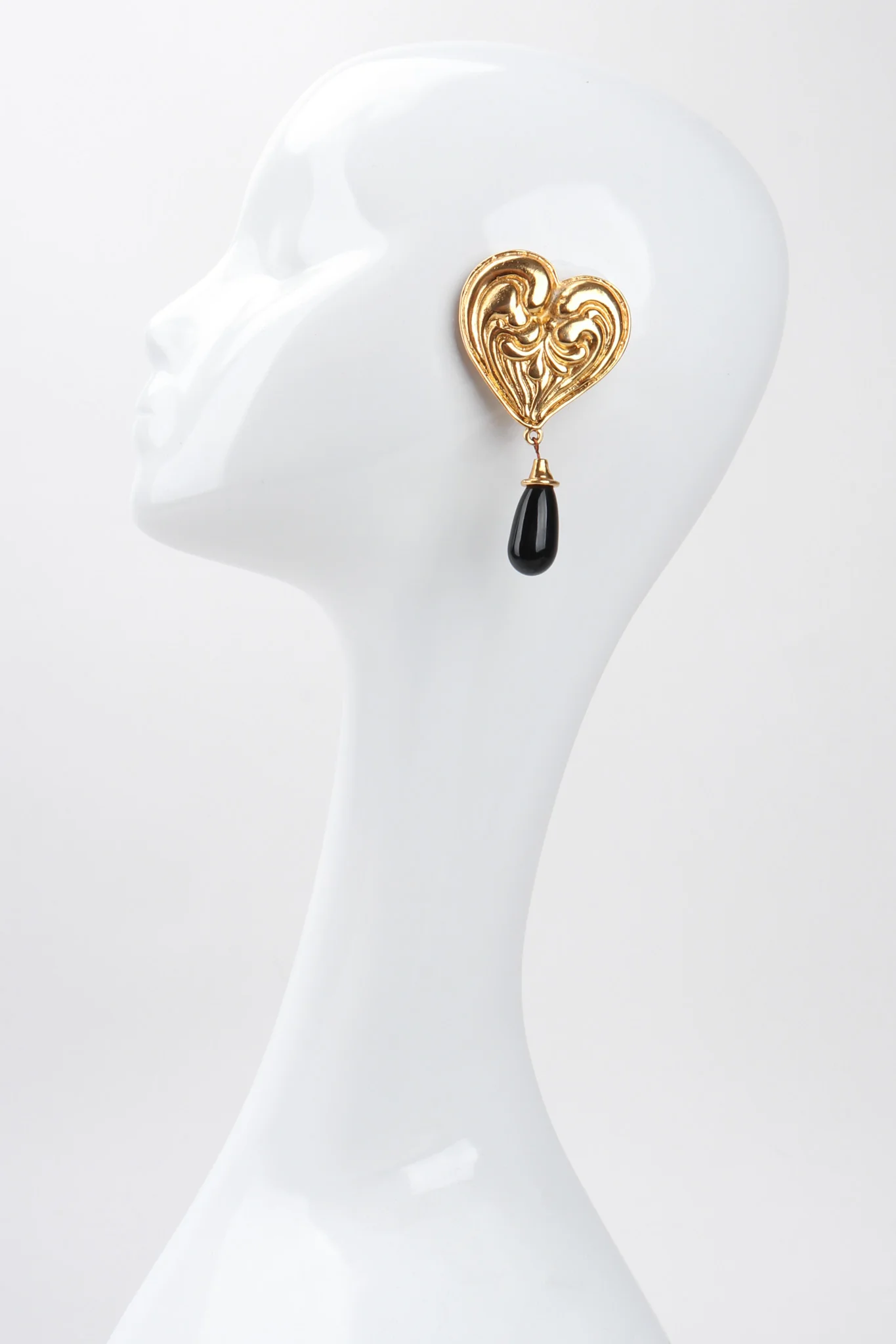 Obsidian Drop Heart Earrings - Image 2