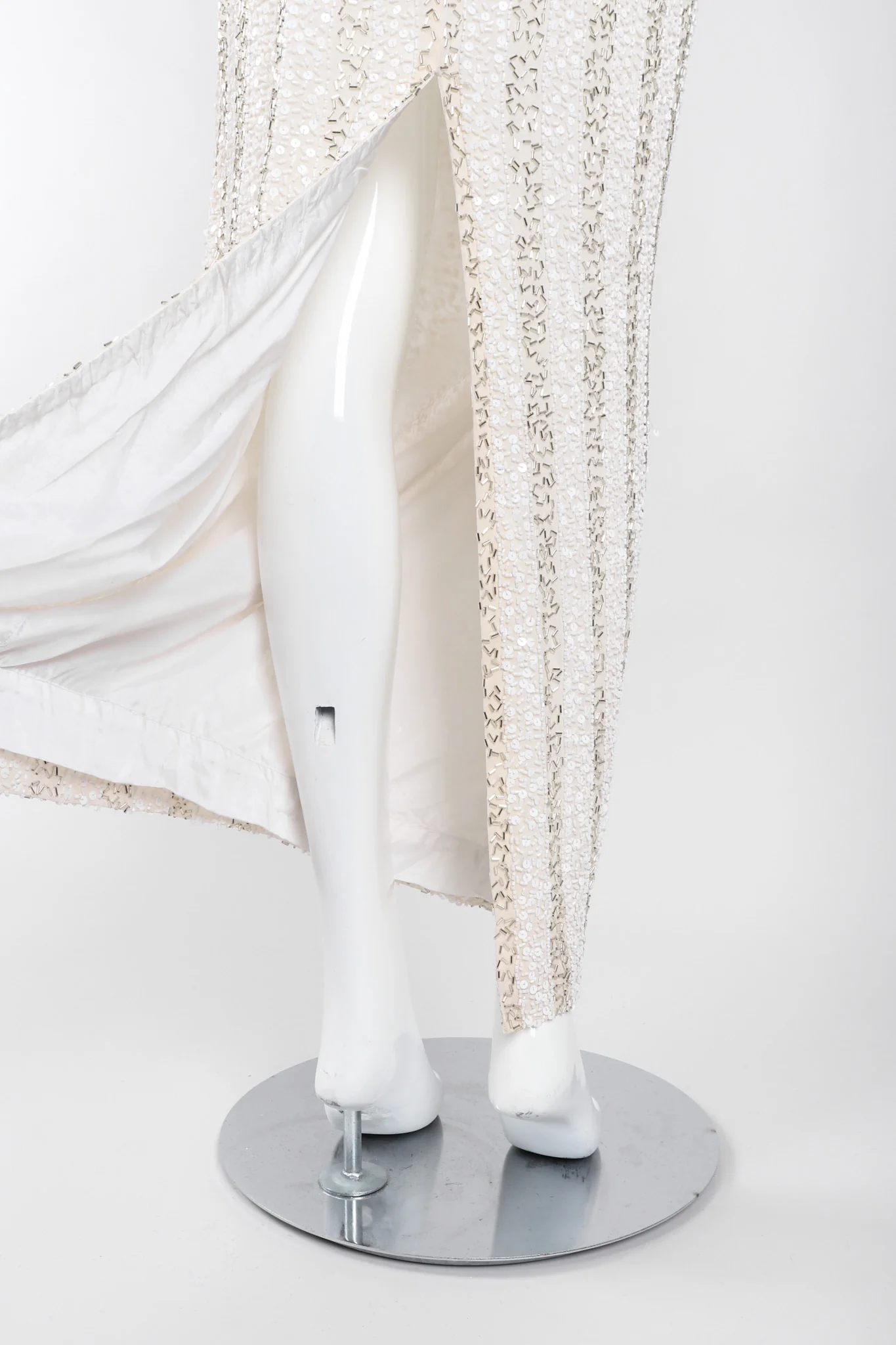 Old Hollywood Beaded Halter Gown - Image 11