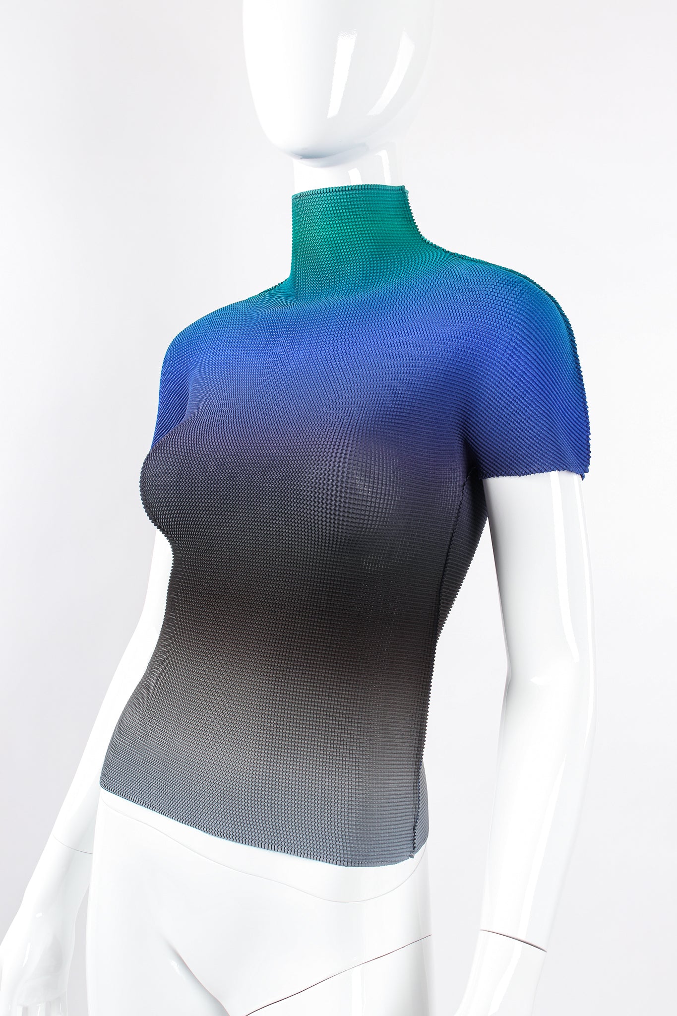 Ombré Waffle Pleated Turtleneck Top - Image 2