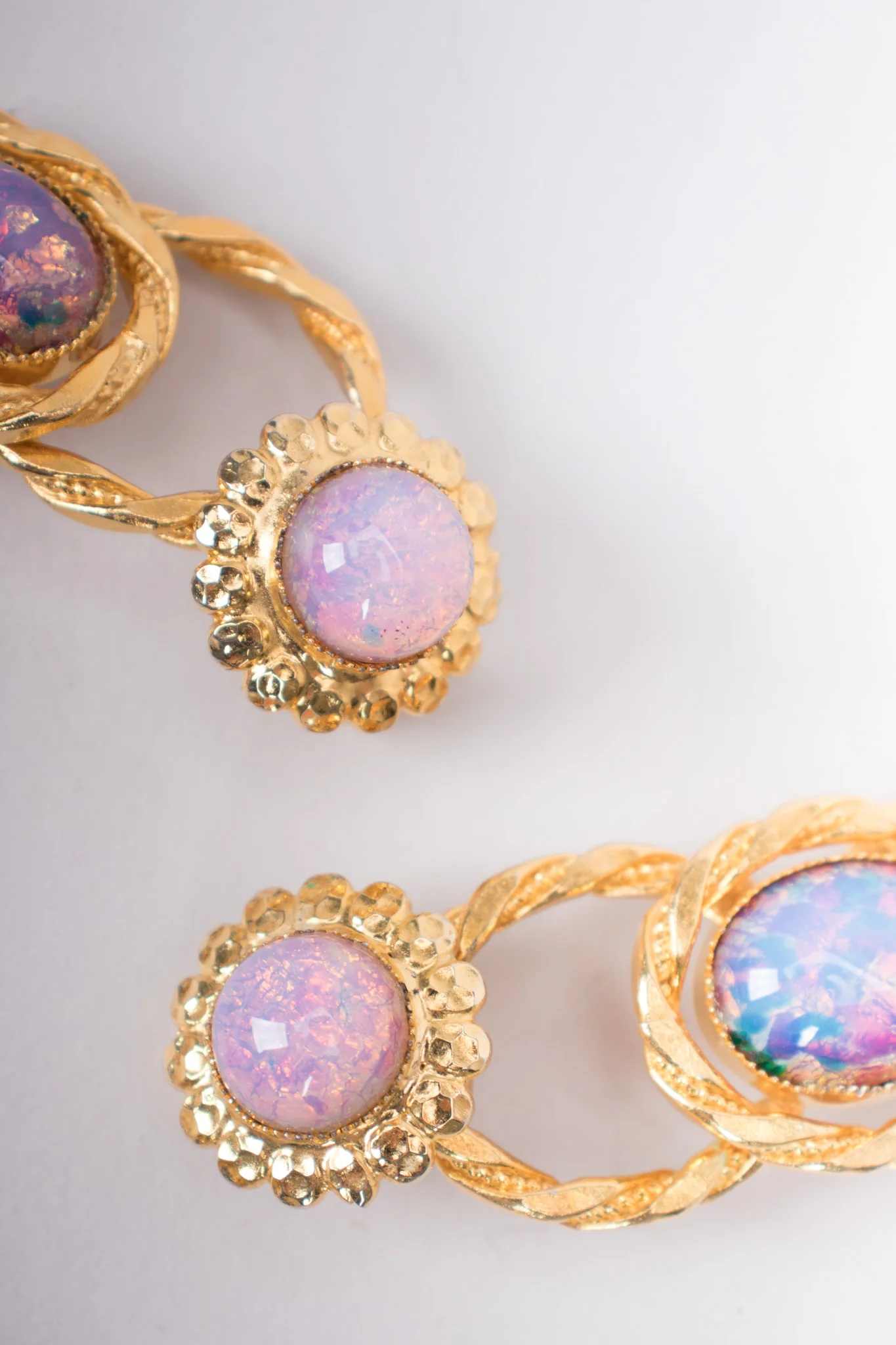 Opalescent Link Belt - Image 4